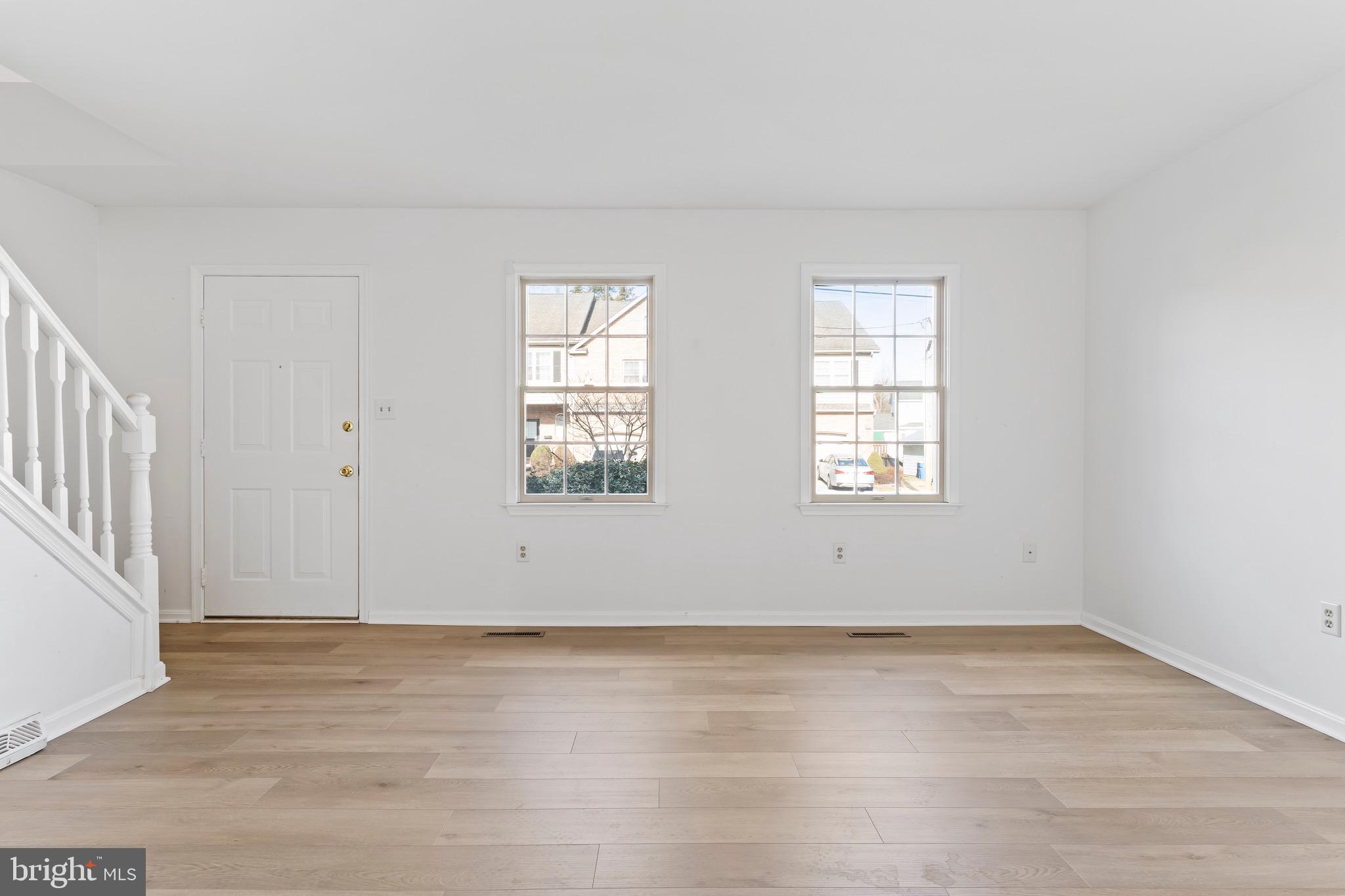 GREEN OAKS CONDOMINIUMS - Residential