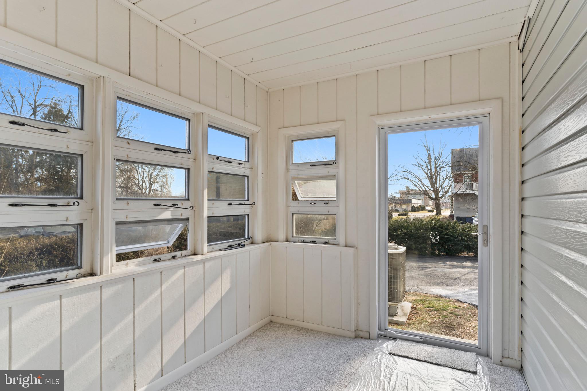 GREEN OAKS CONDOMINIUMS - Residential