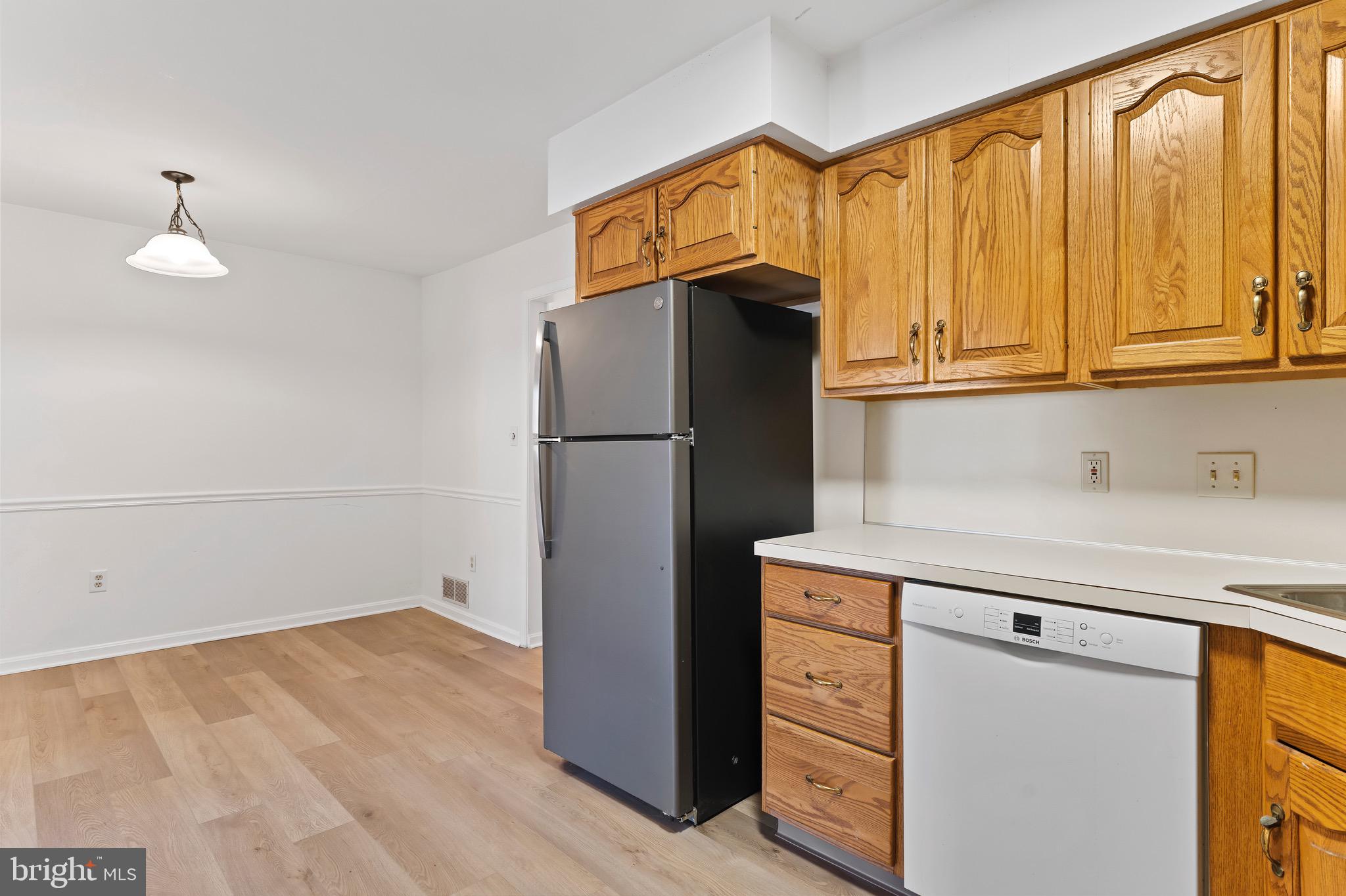 GREEN OAKS CONDOMINIUMS - Residential