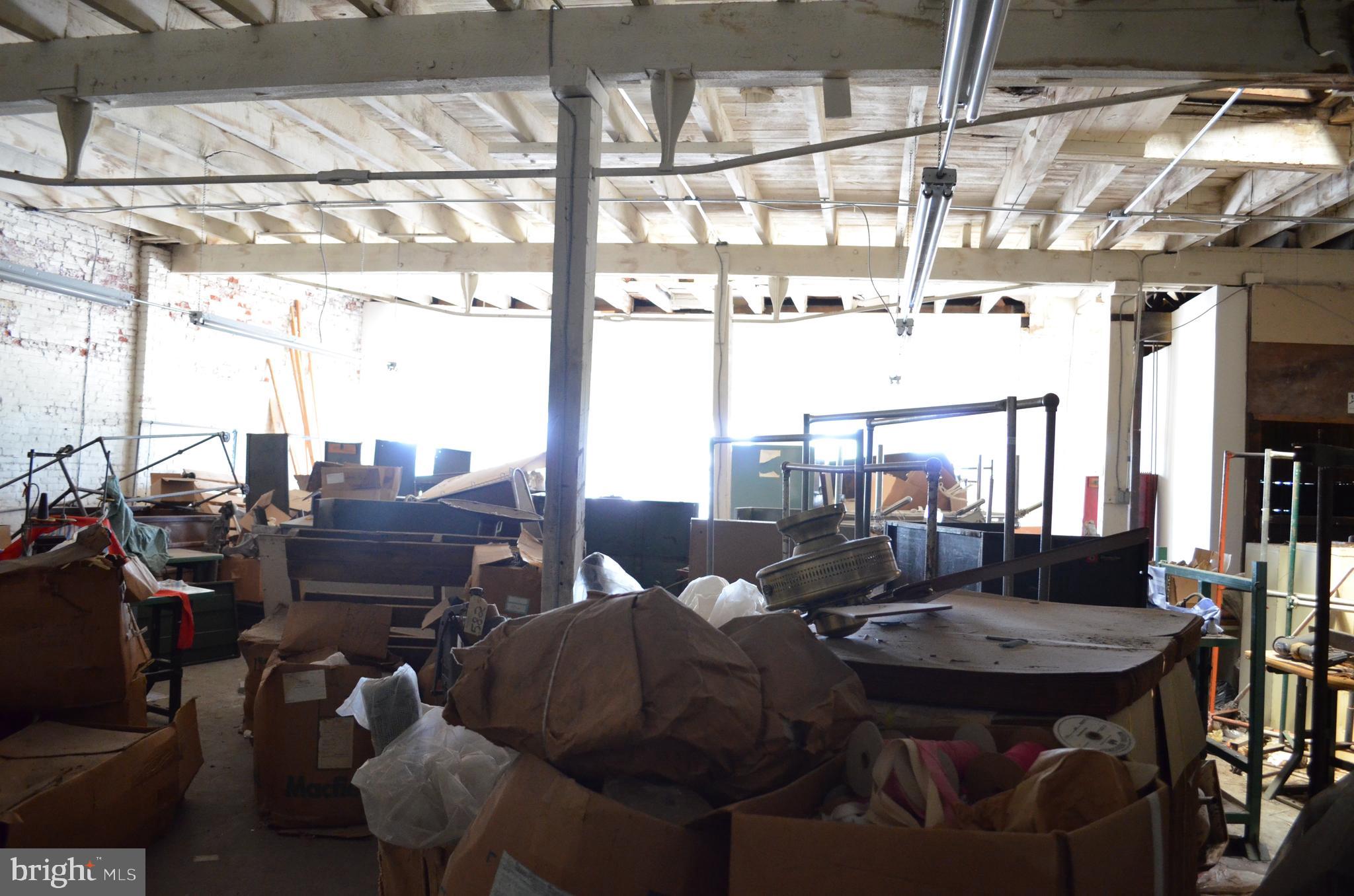 FISHTOWN - Commercial Sale