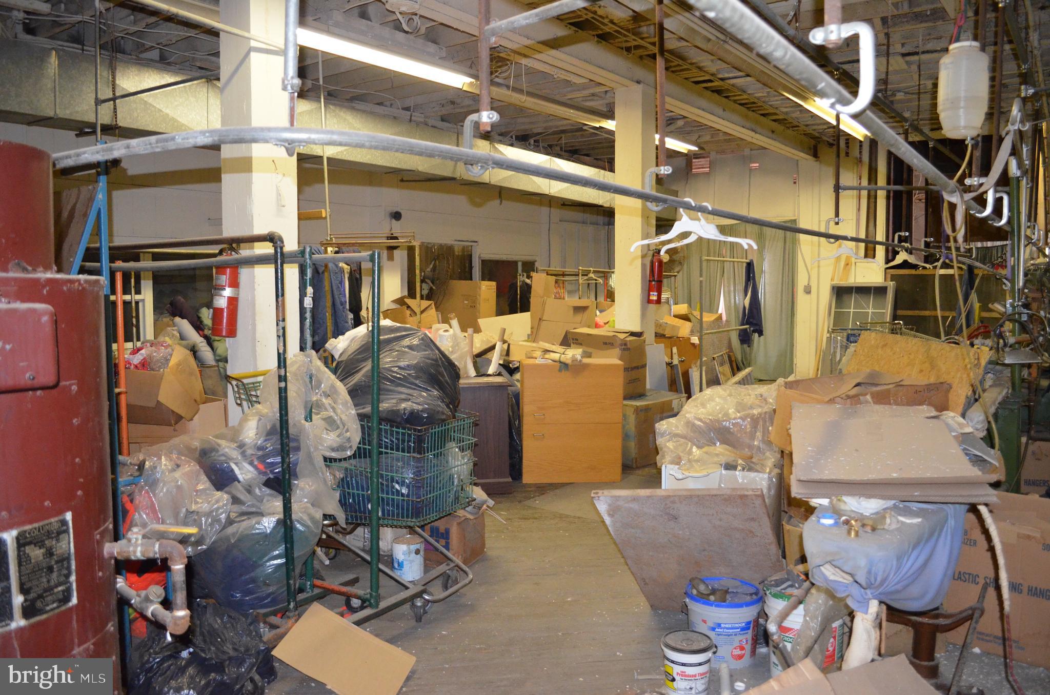 FISHTOWN - Commercial Sale