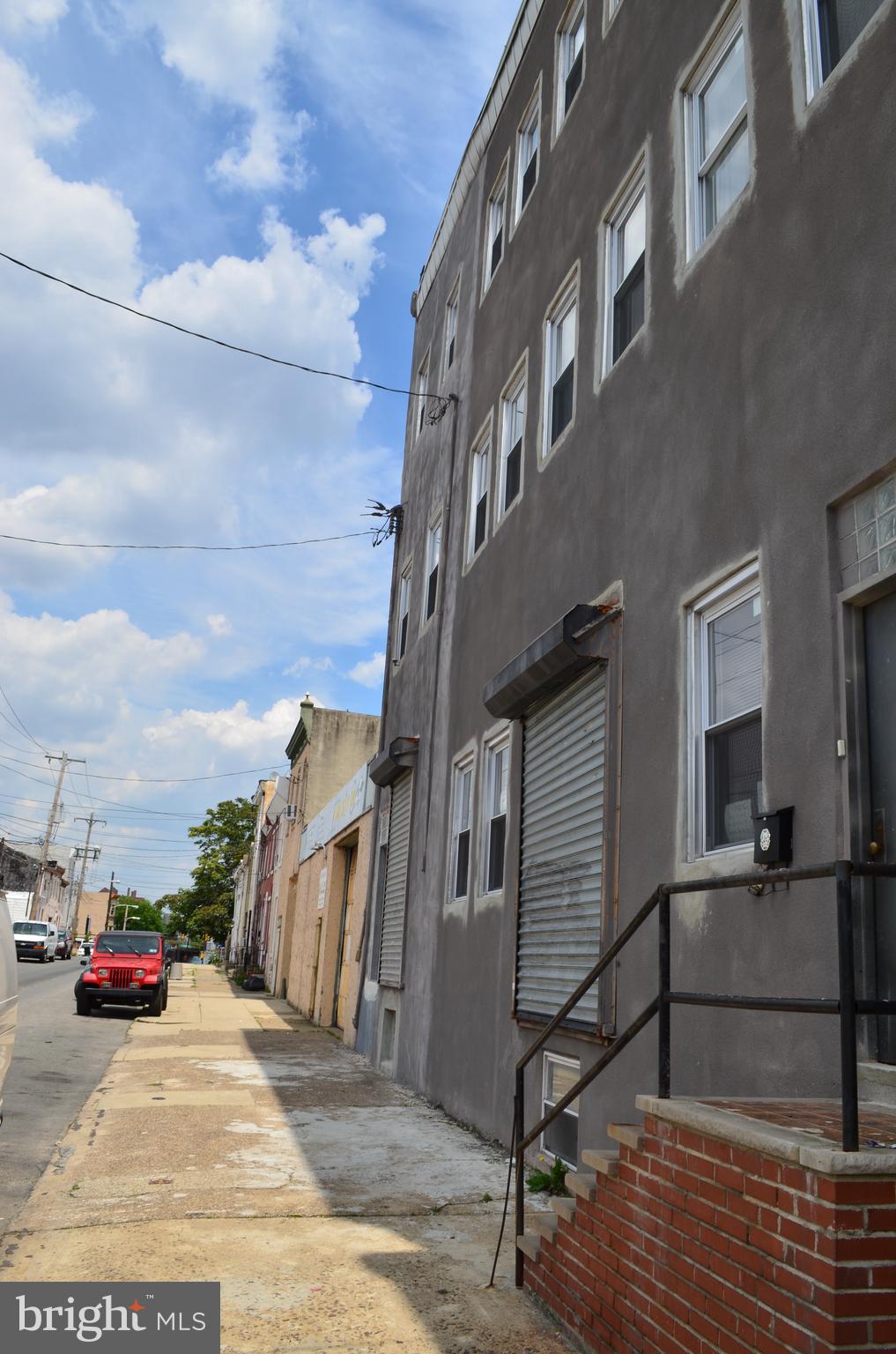 FISHTOWN - Commercial Sale