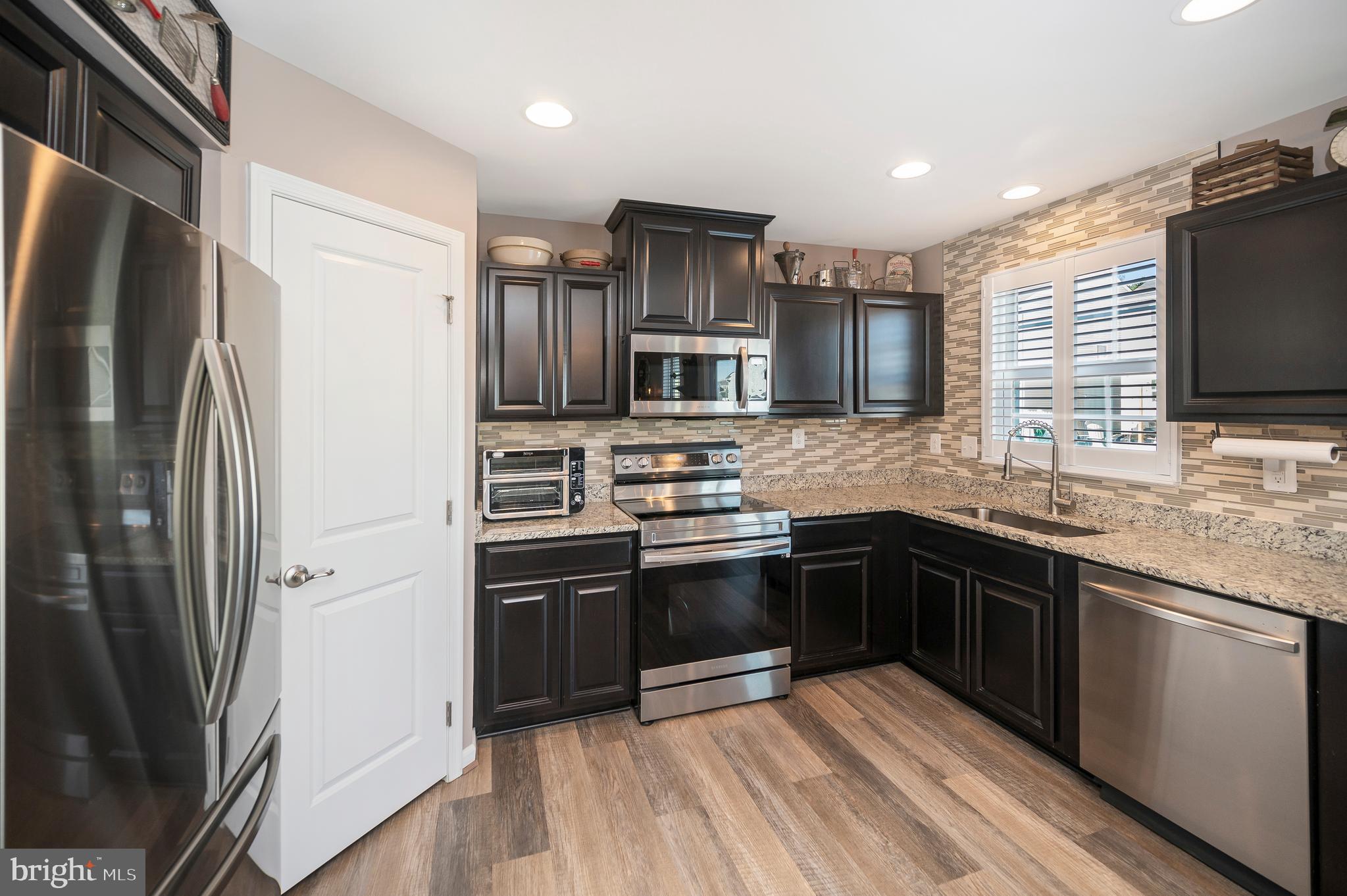 LEES PARKE - Residential