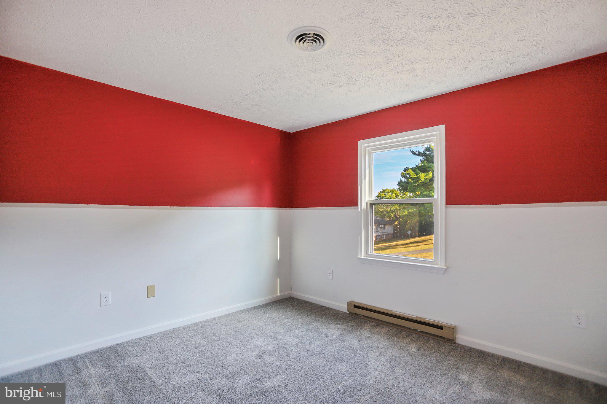 CREEKSIDE - Residential Lease