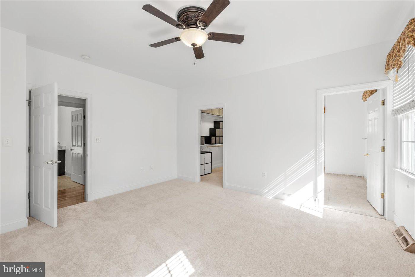 BOWLING GREEN MEADOWS - Residential