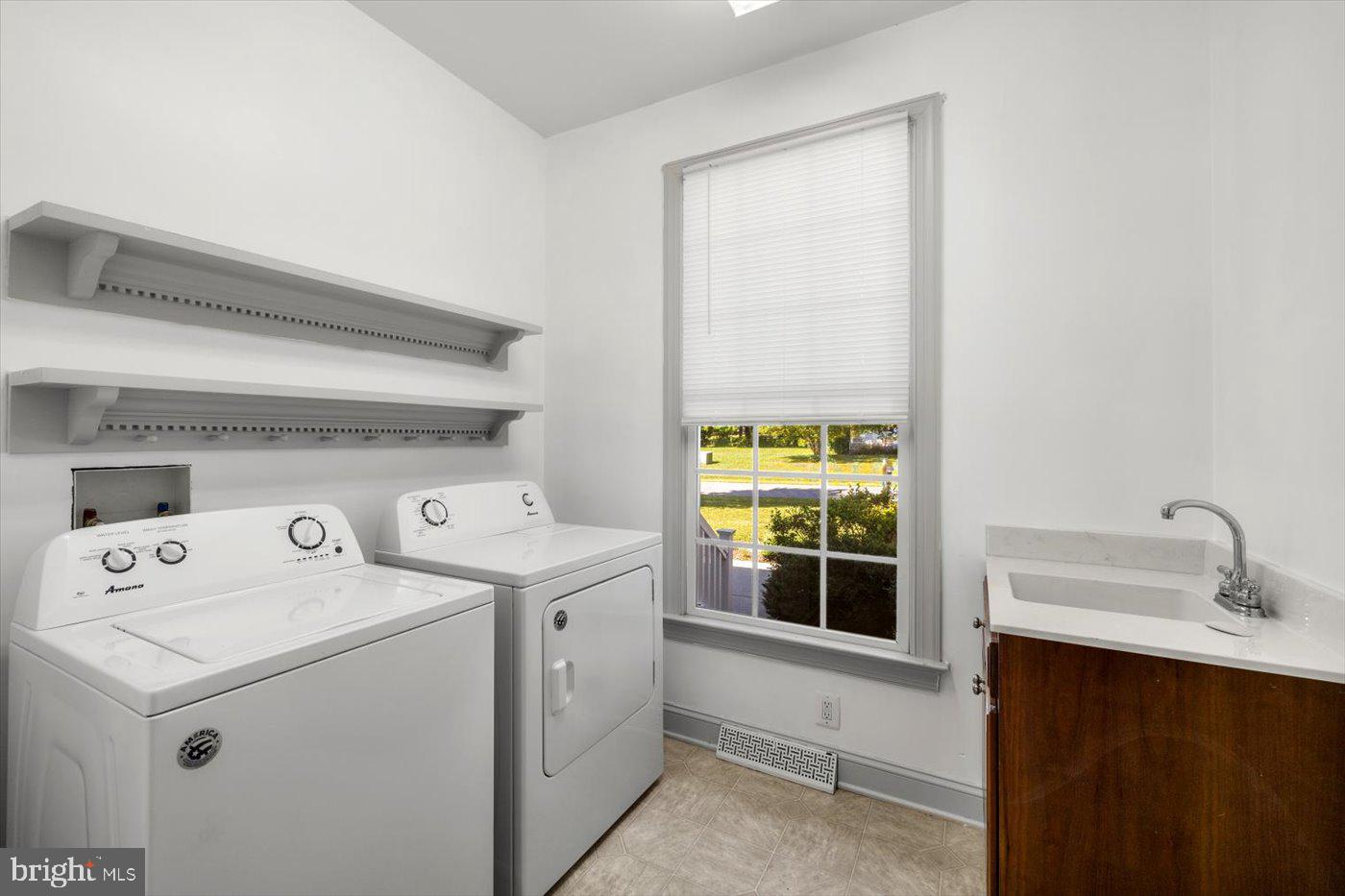 BOWLING GREEN MEADOWS - Residential