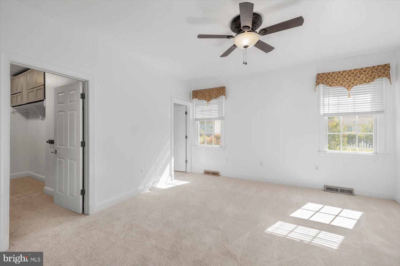 BOWLING GREEN MEADOWS - Residential