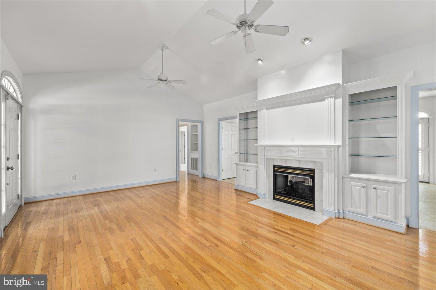 BOWLING GREEN MEADOWS - Residential