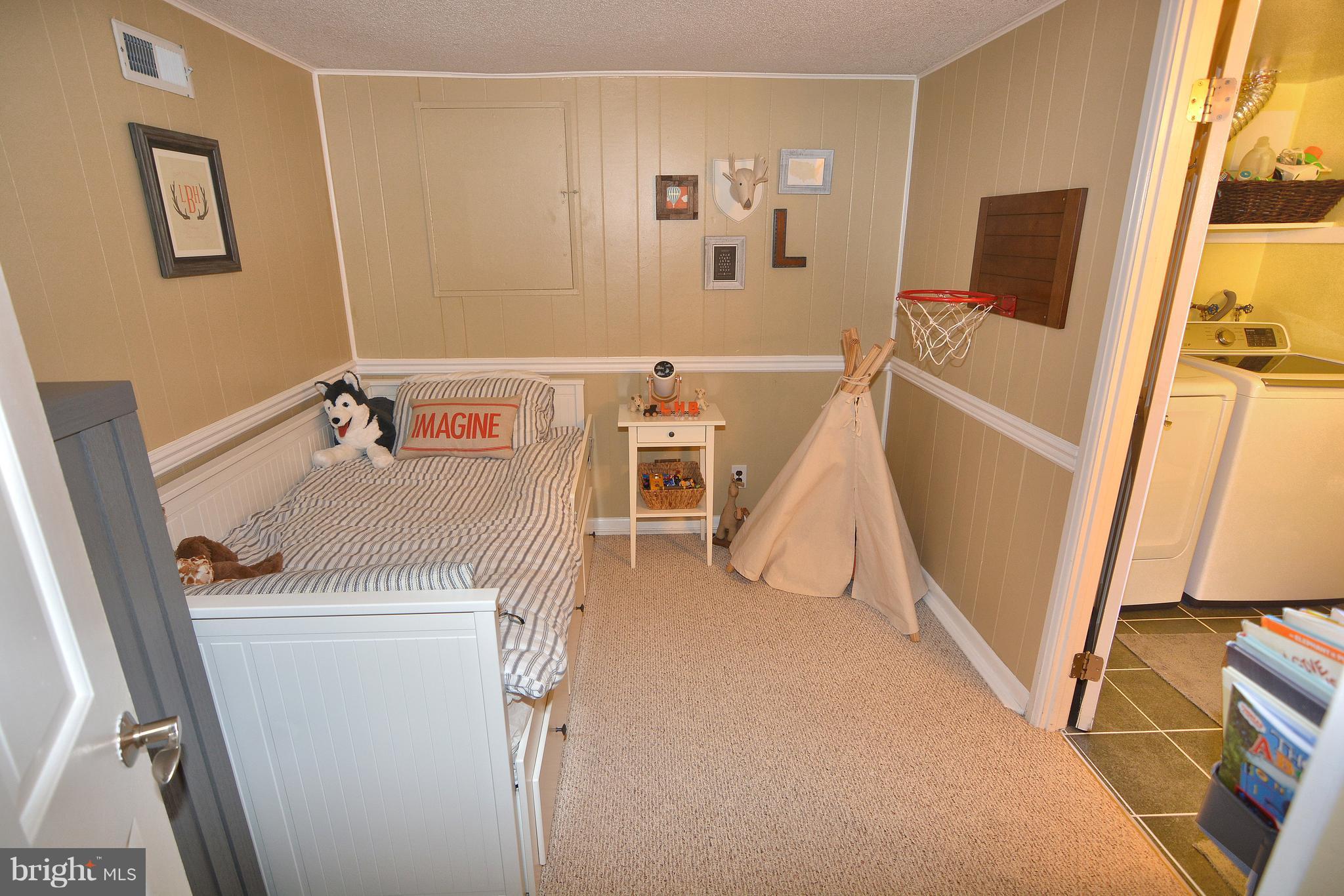 FAIRLINGTON - Residential