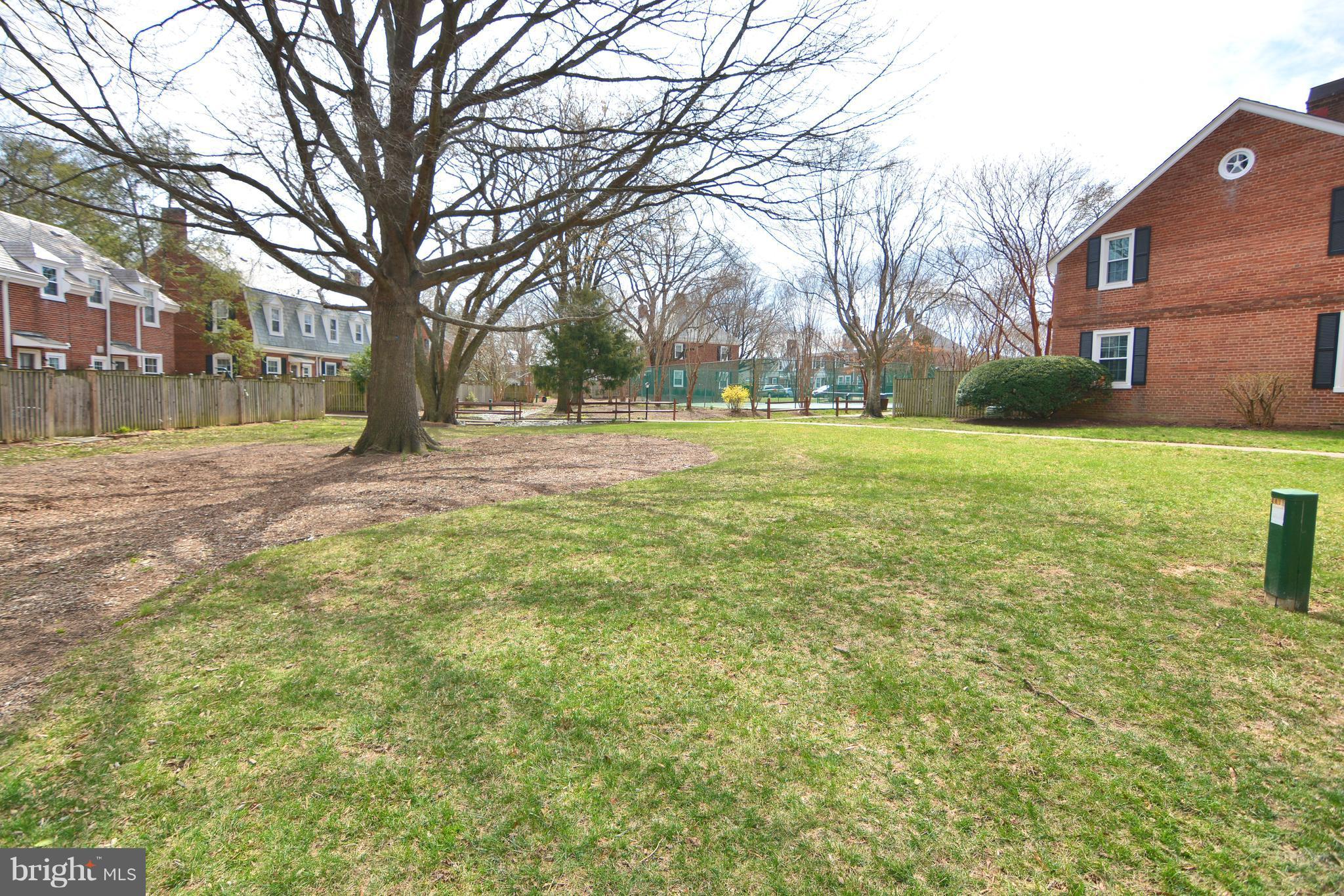 FAIRLINGTON - Residential