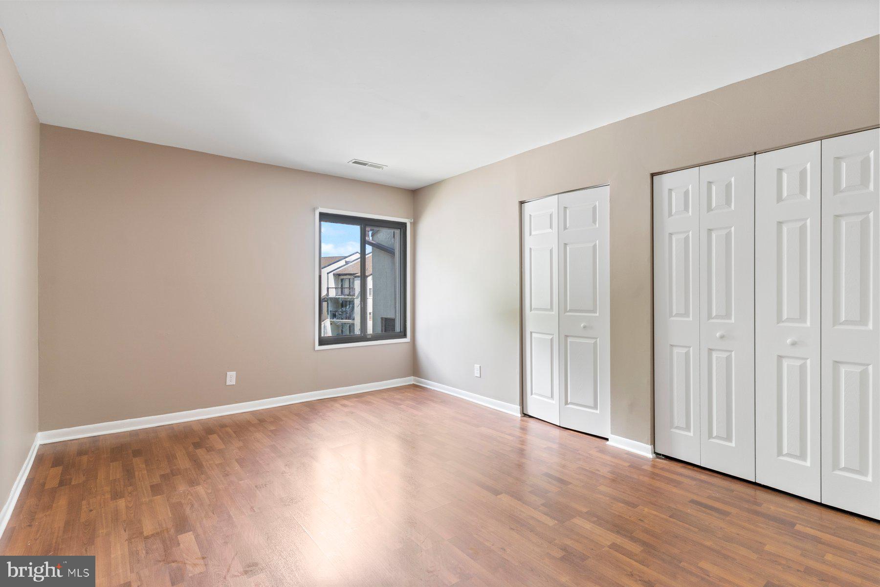 TREETOP - Residential