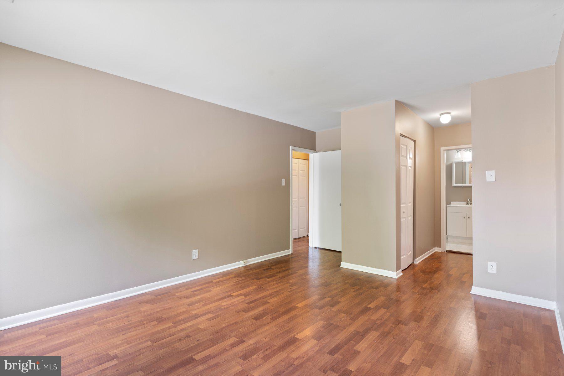 TREETOP - Residential