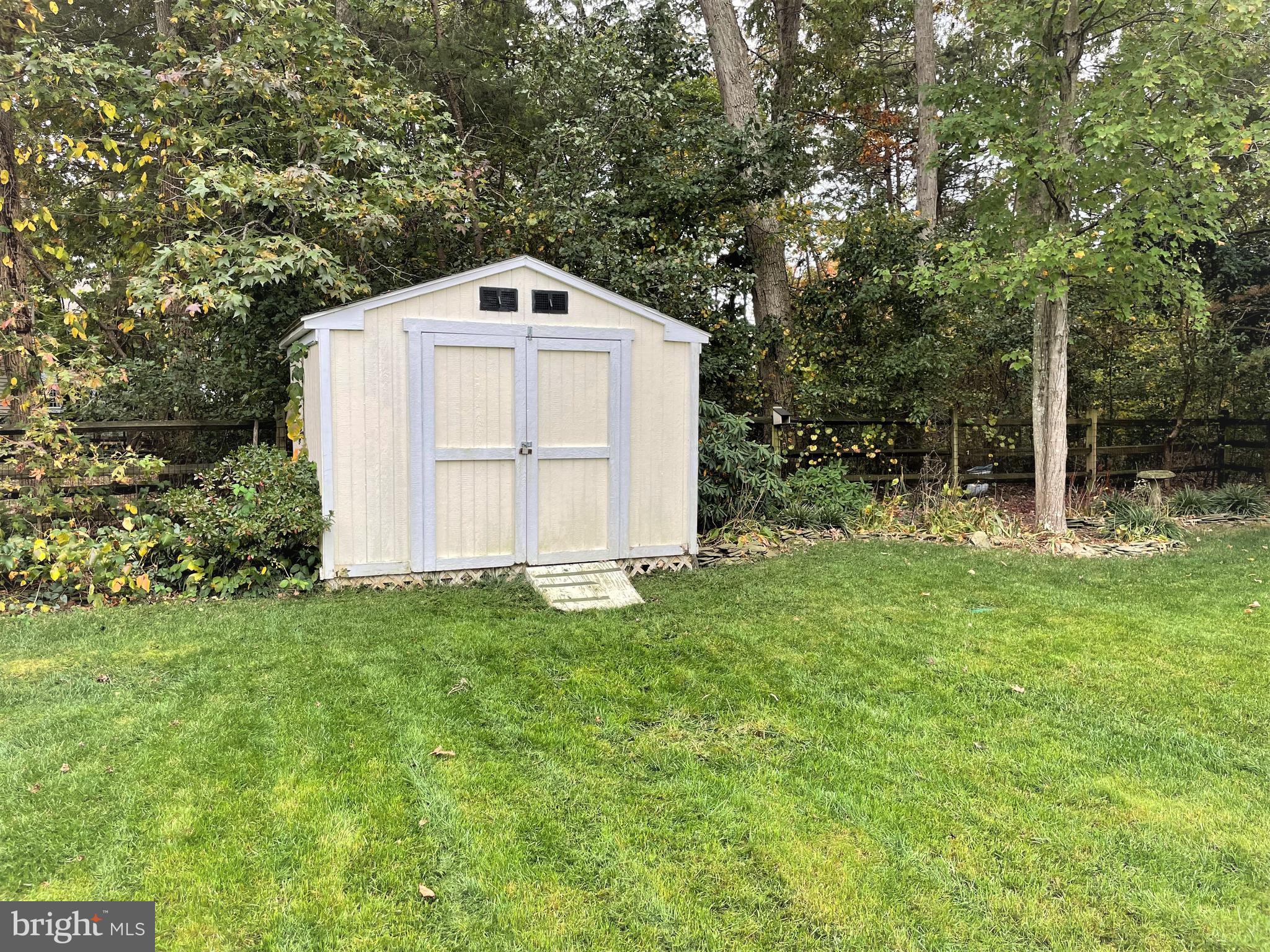 ST CHARLES SUB - HAMPSHIRE - Residential