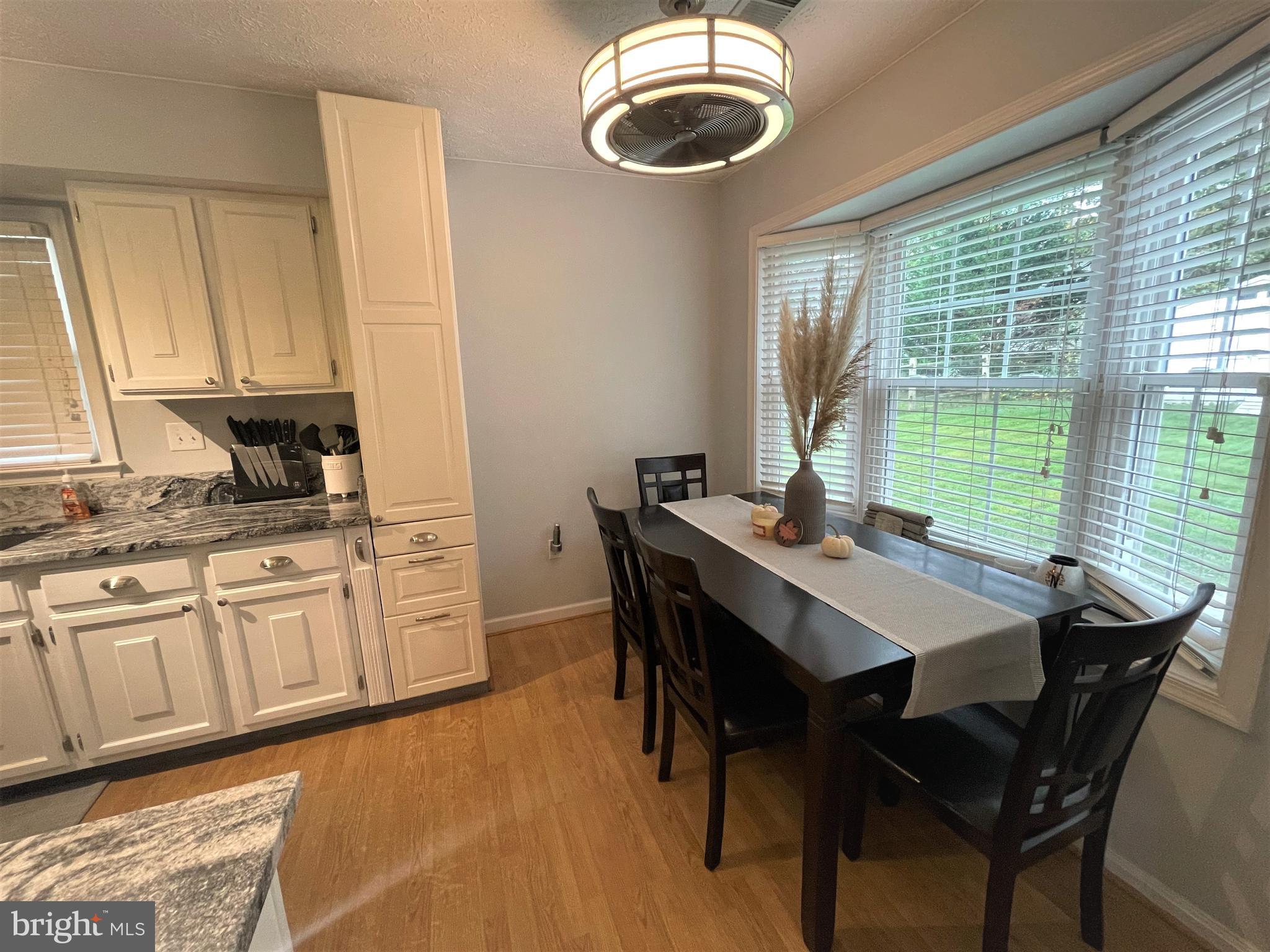 ST CHARLES SUB - HAMPSHIRE - Residential