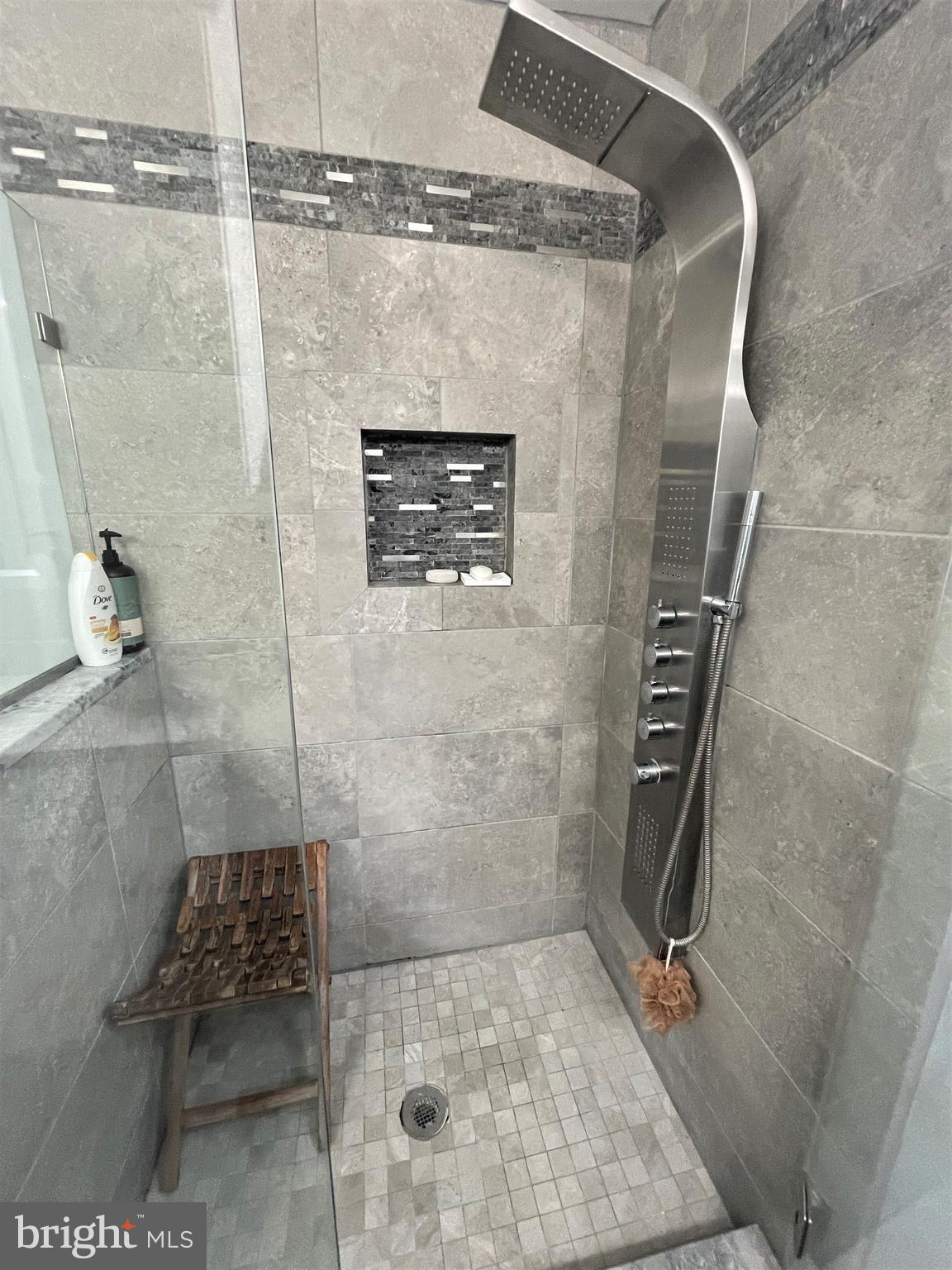 ST CHARLES SUB - HAMPSHIRE - Residential