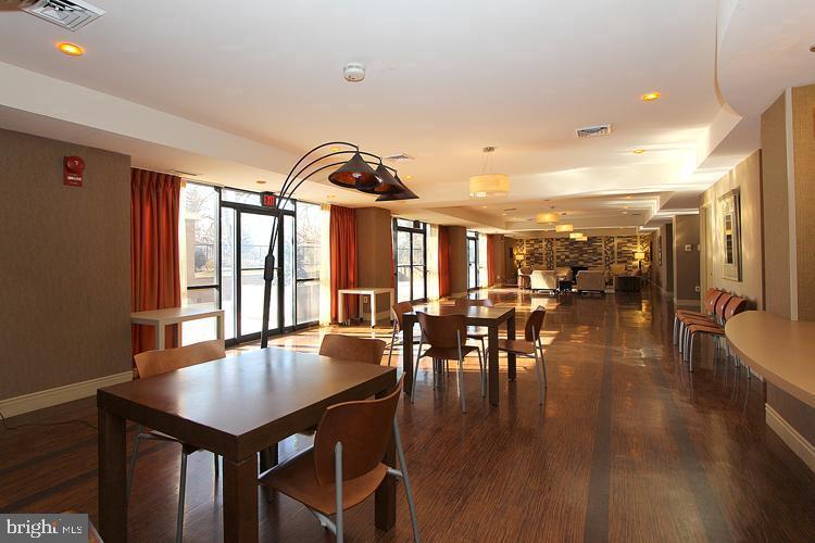 FRIENDSHIP HEIGHTS - Residential