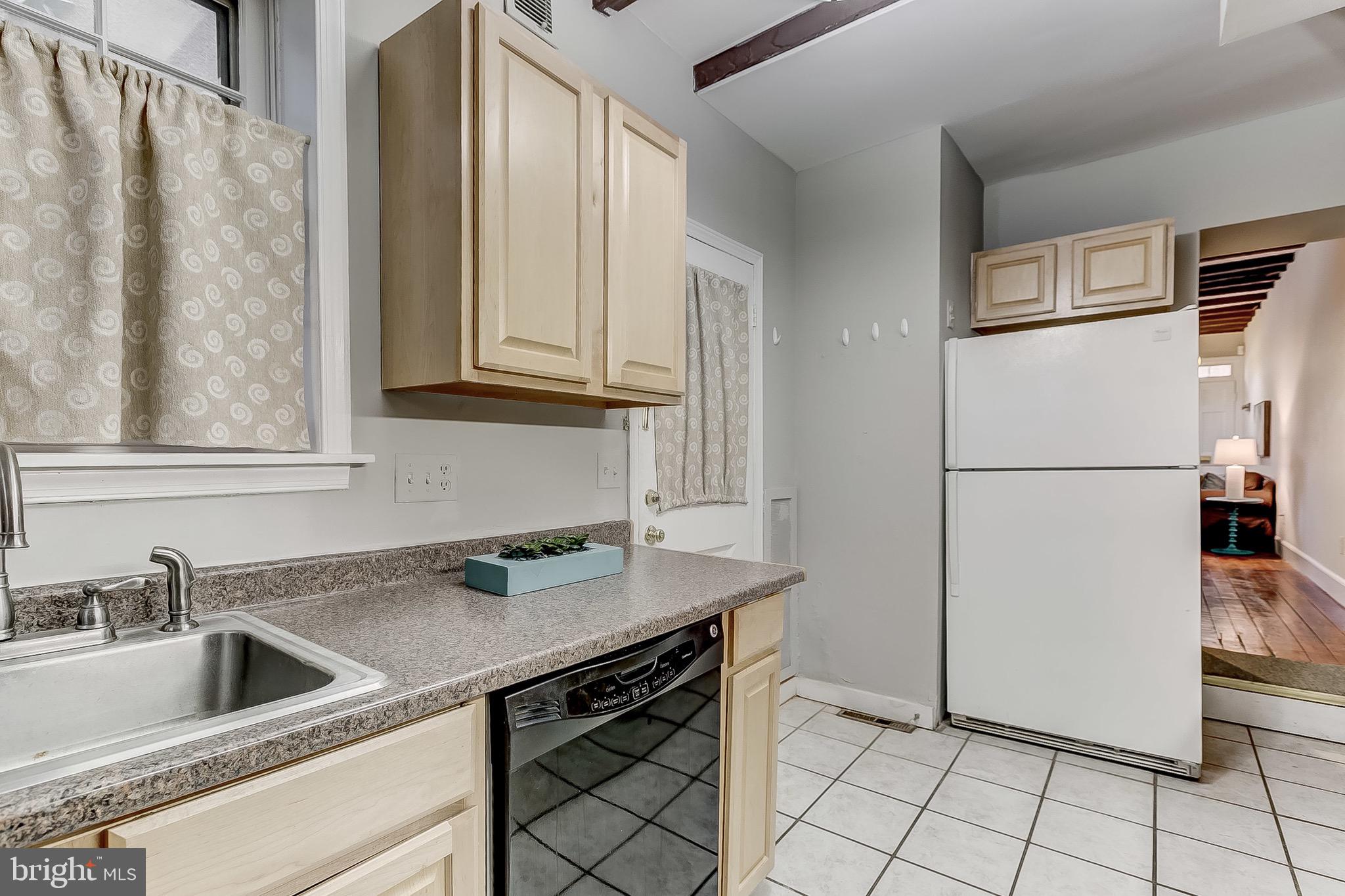 FEDERAL HILL HISTORIC DISTRICT - Residential Lease