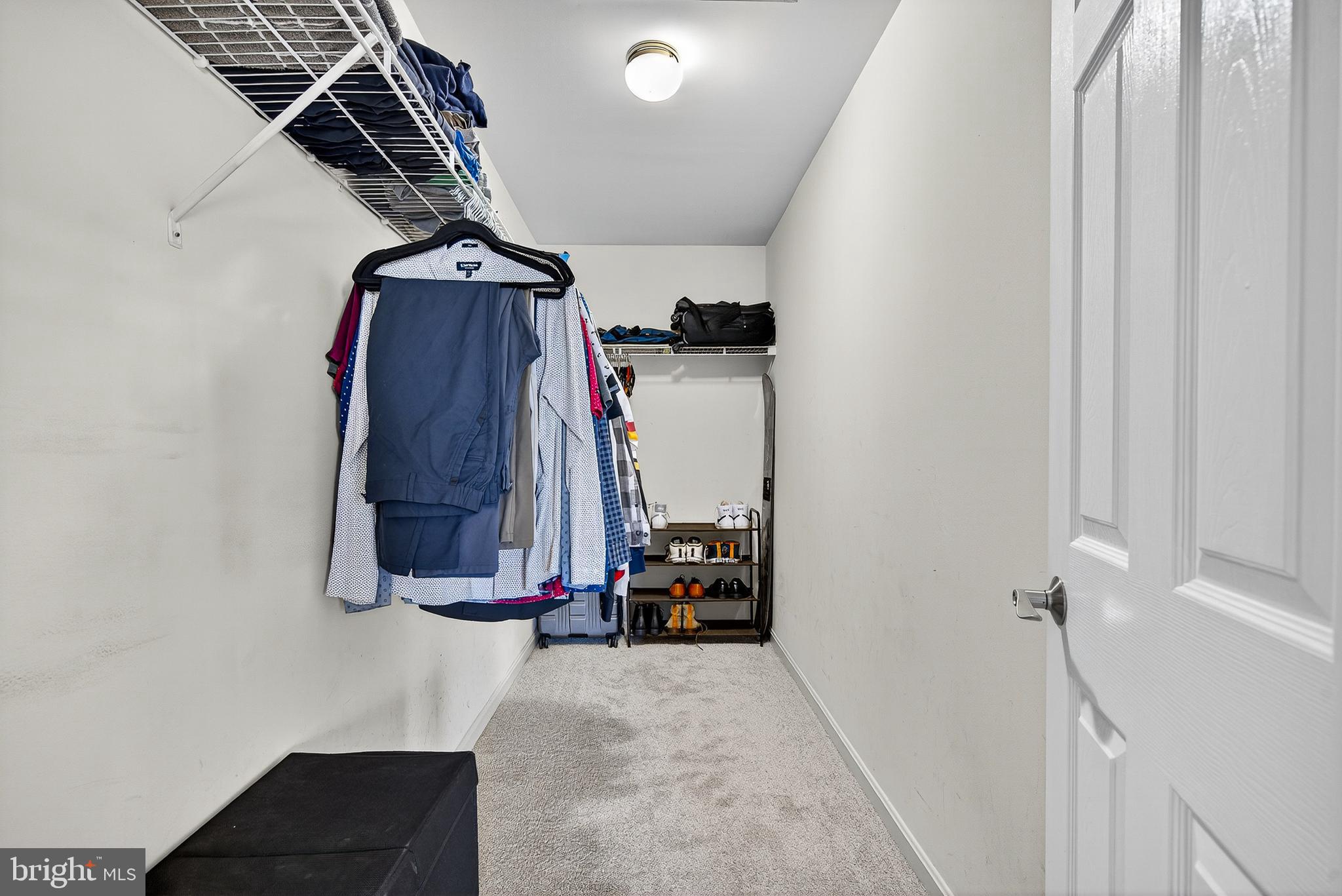 MEADOWBROOK - Residential