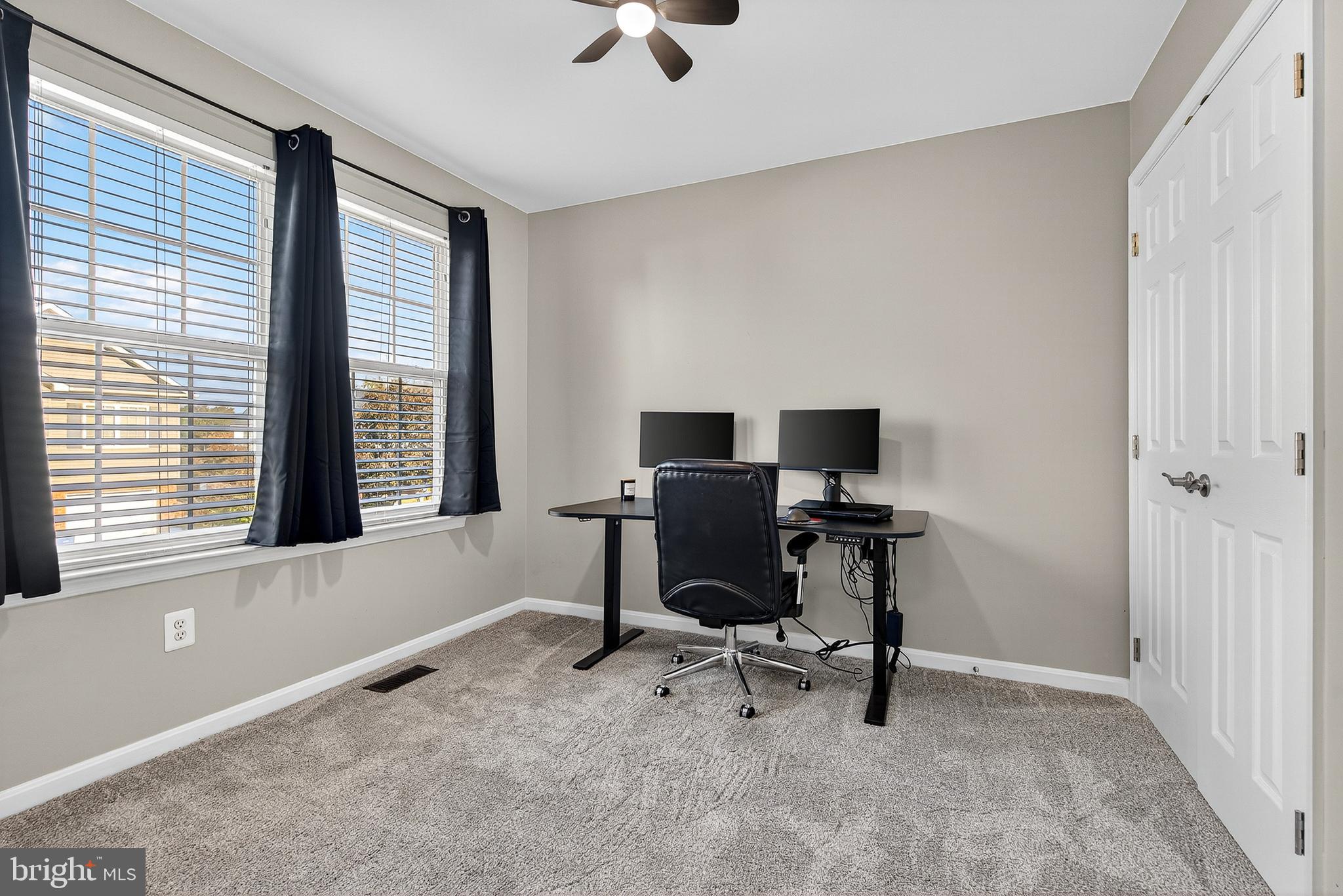 MEADOWBROOK - Residential