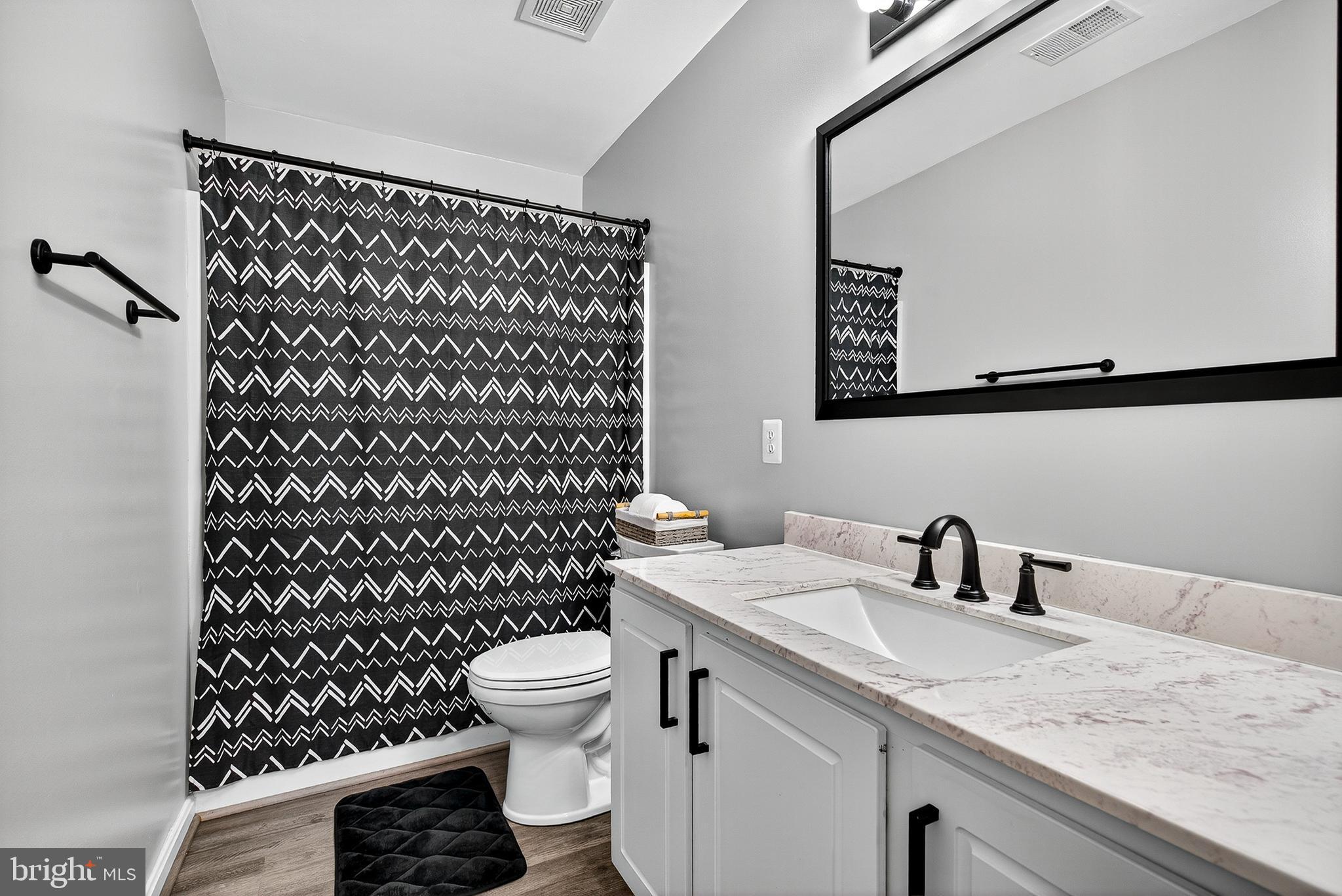 MEADOWBROOK - Residential