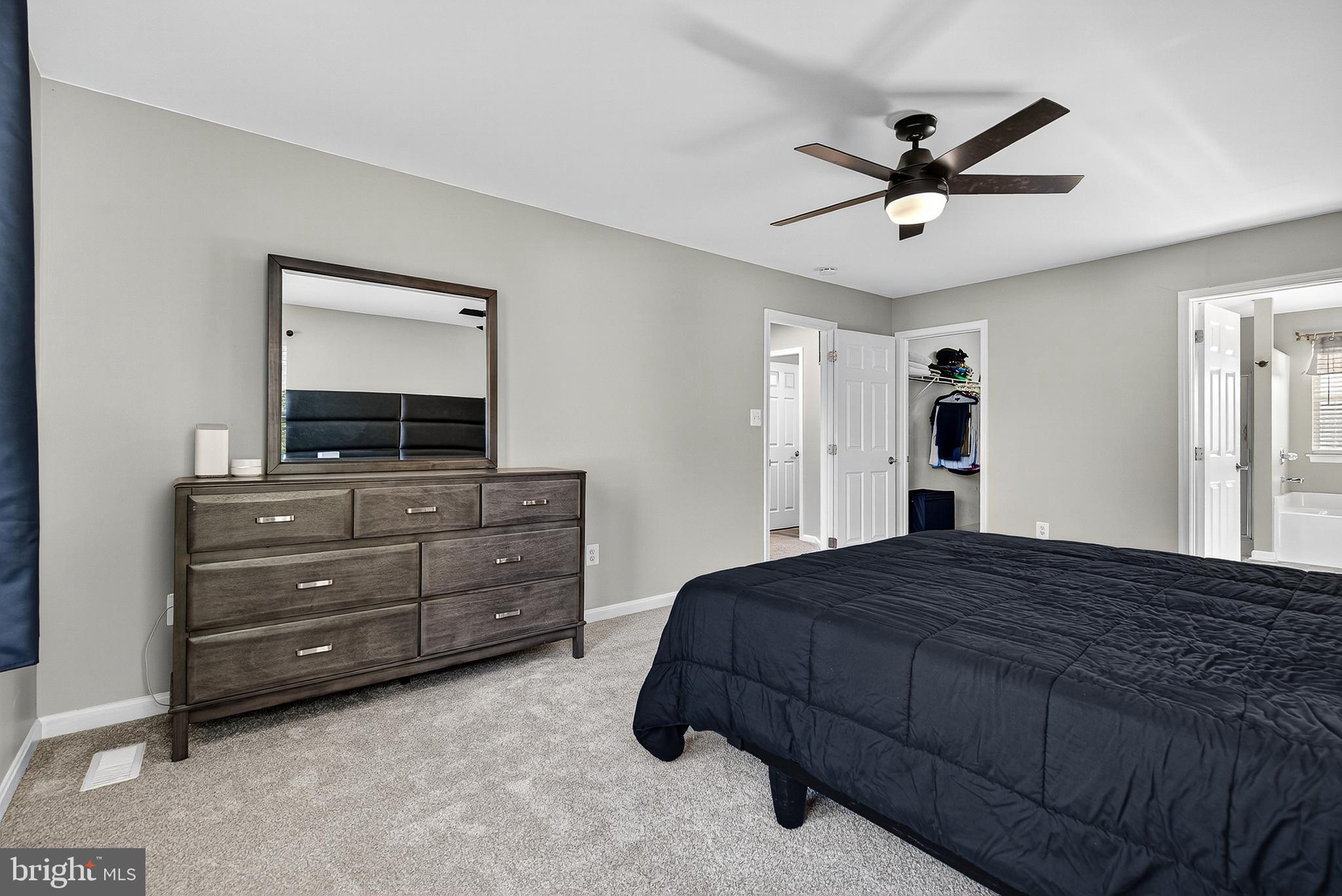 MEADOWBROOK - Residential