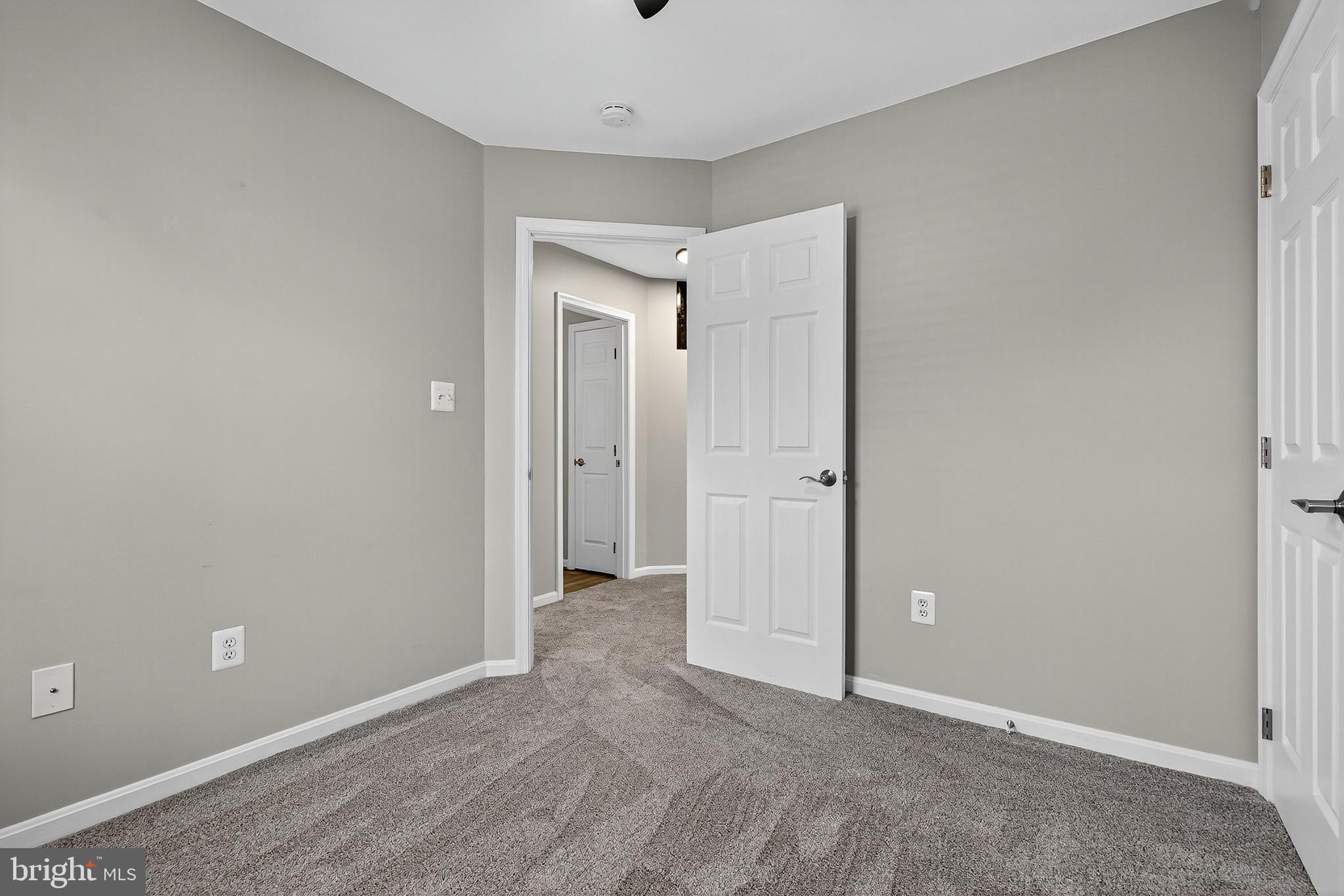 MEADOWBROOK - Residential