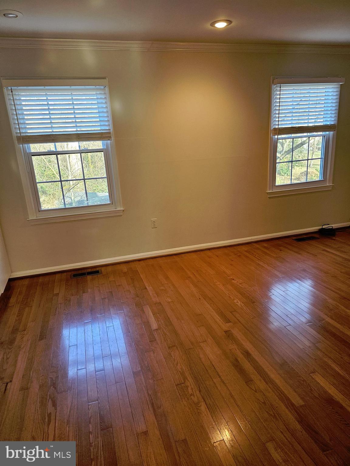 4313 GREENBERRY LANE