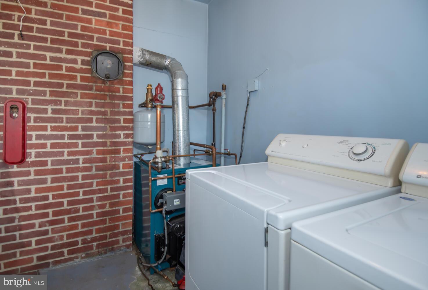 EASTON - Residential