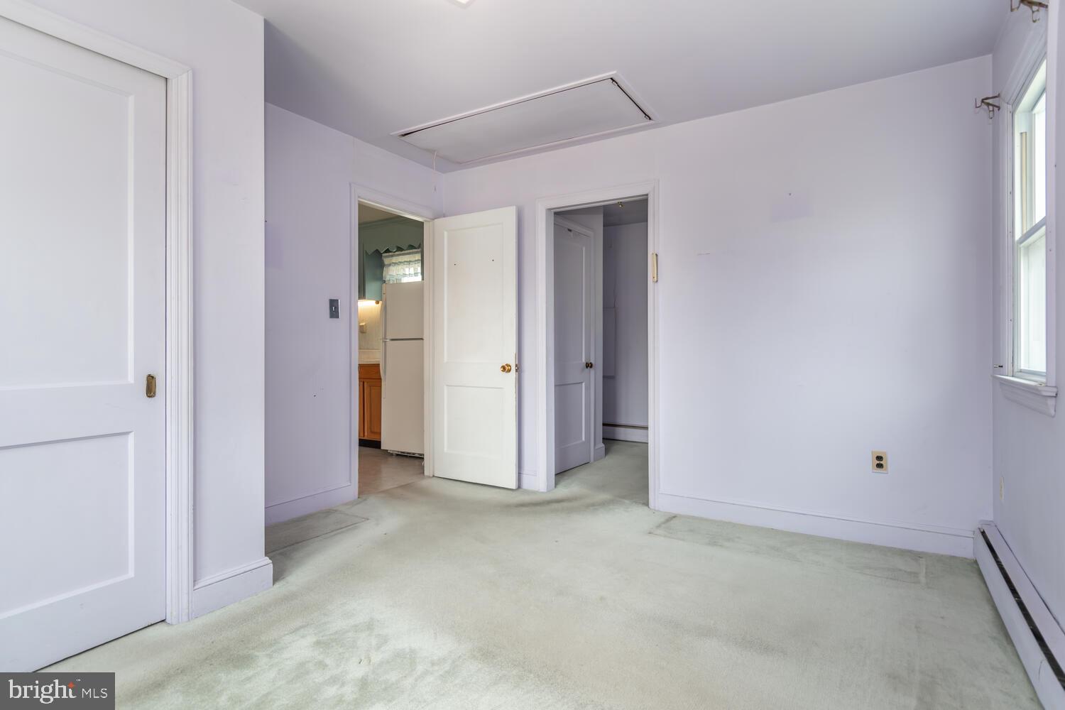 EASTON - Residential