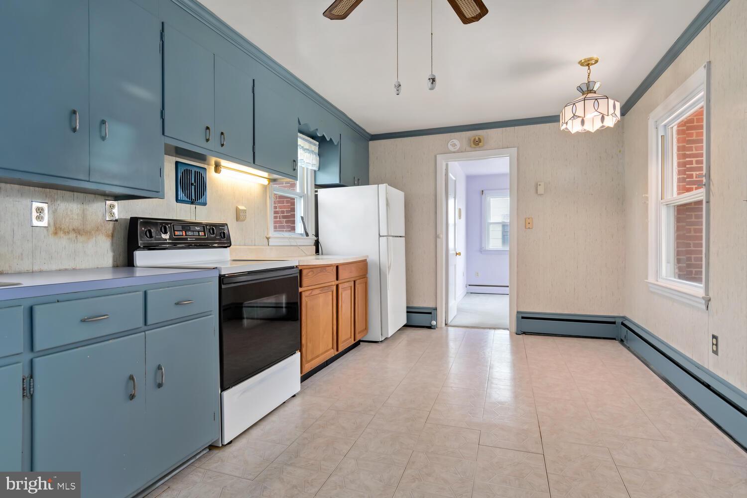 EASTON - Residential