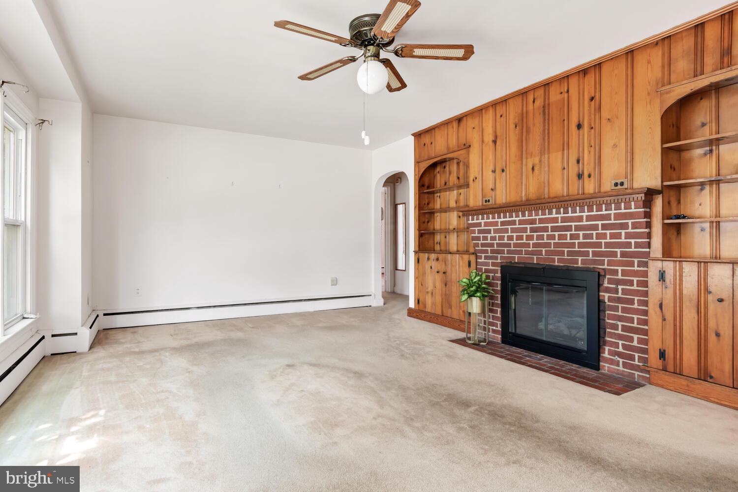 EASTON - Residential