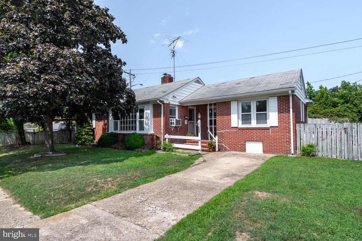 EASTON - Residential