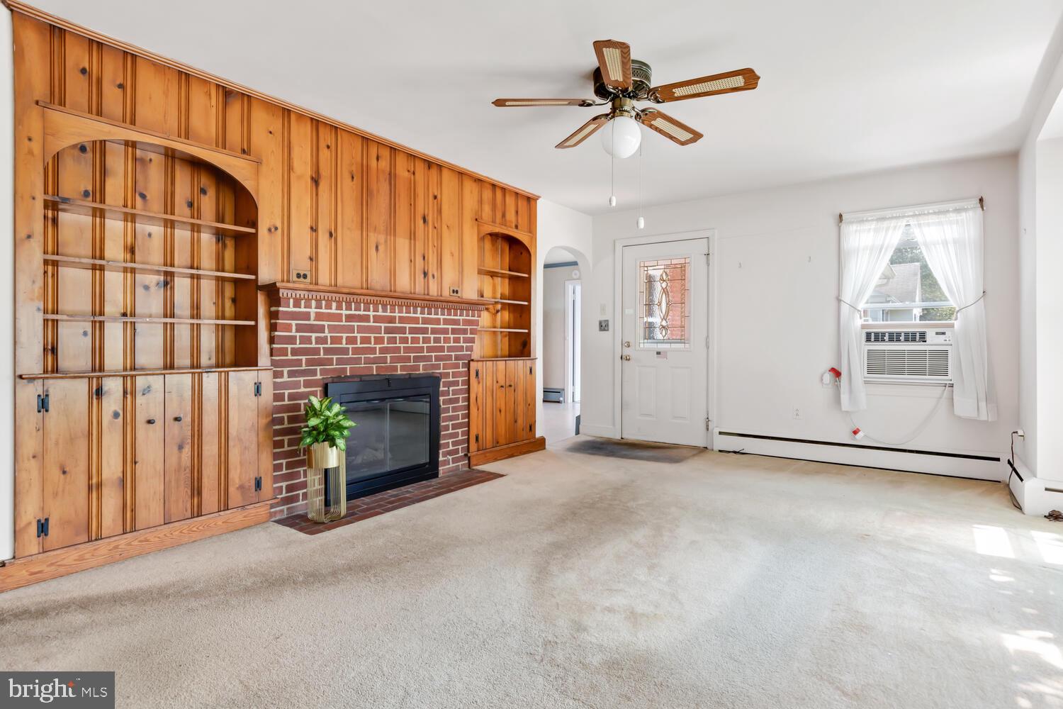 EASTON - Residential