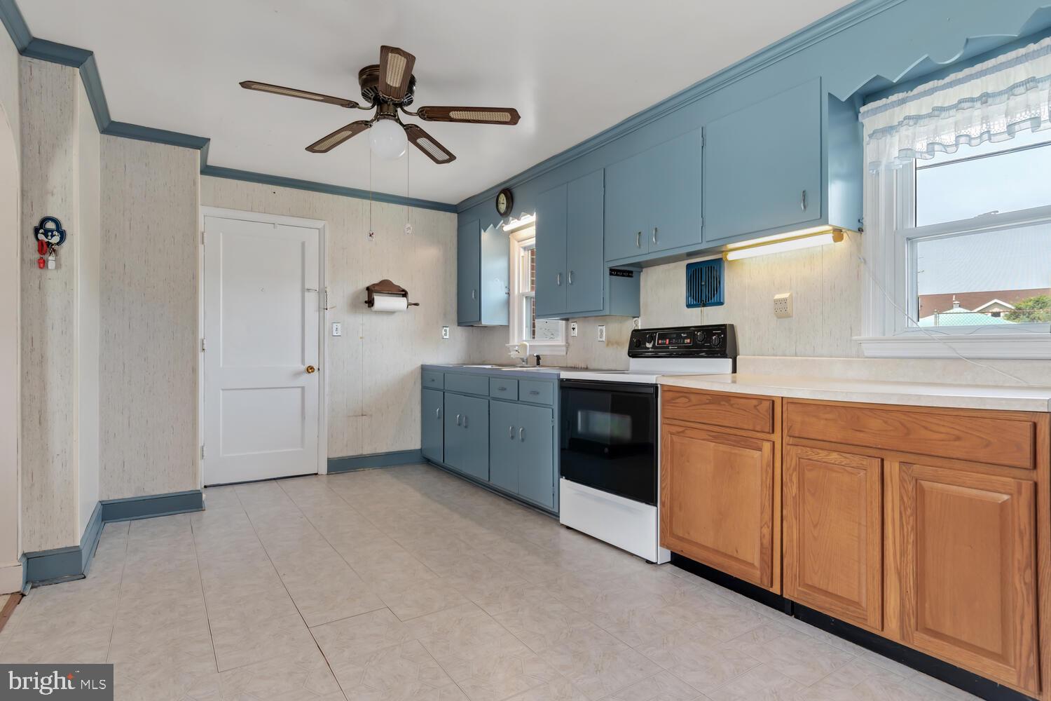 EASTON - Residential