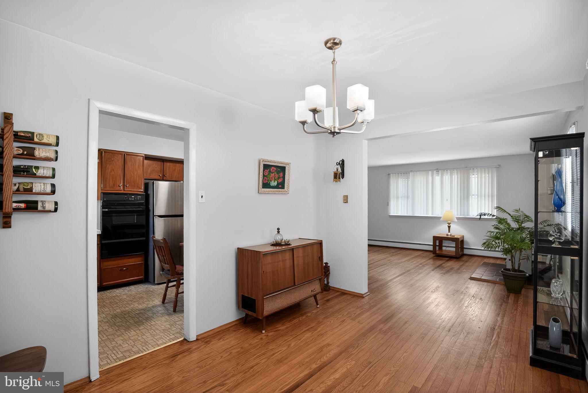 GLENSIDE - Residential