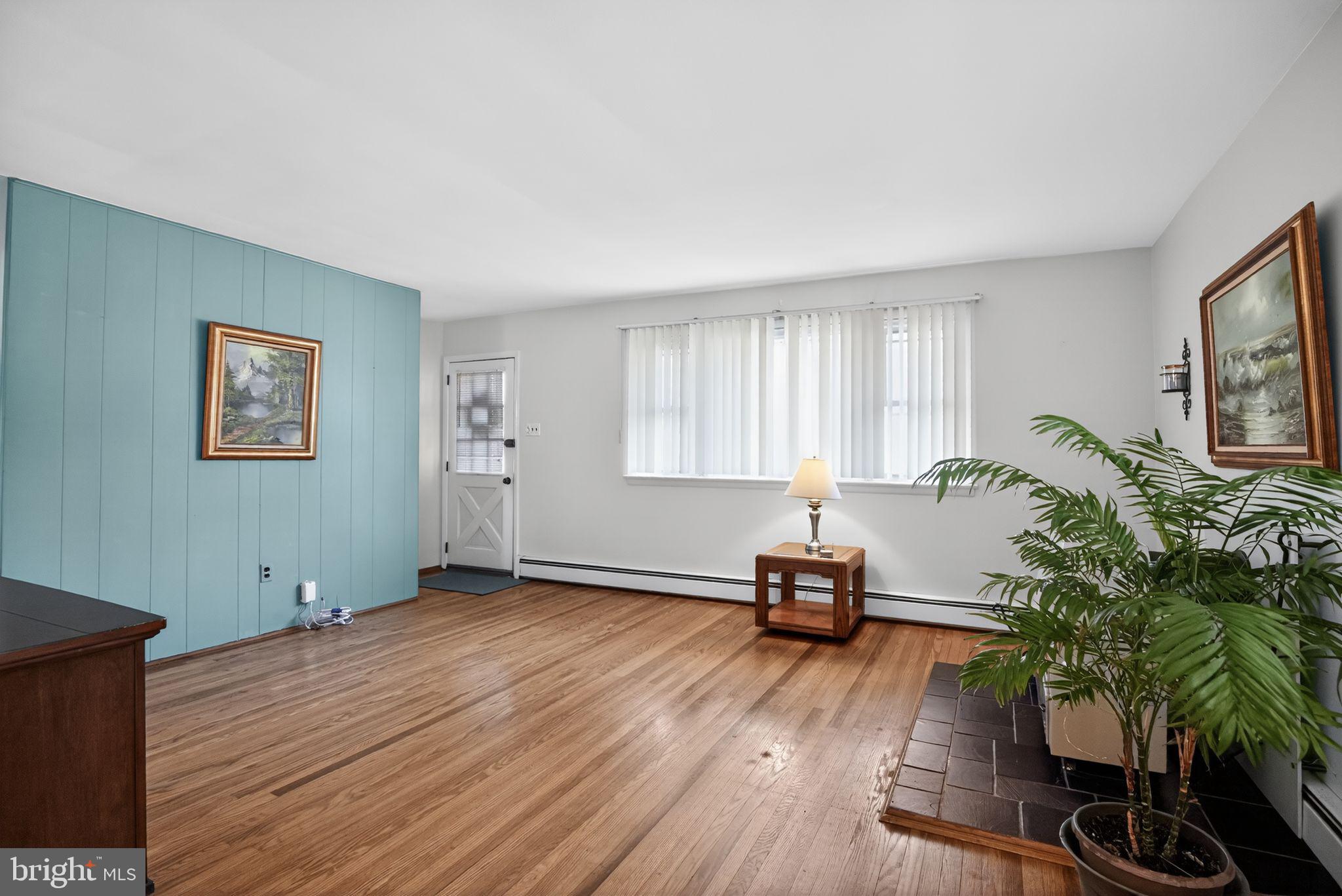 GLENSIDE - Residential