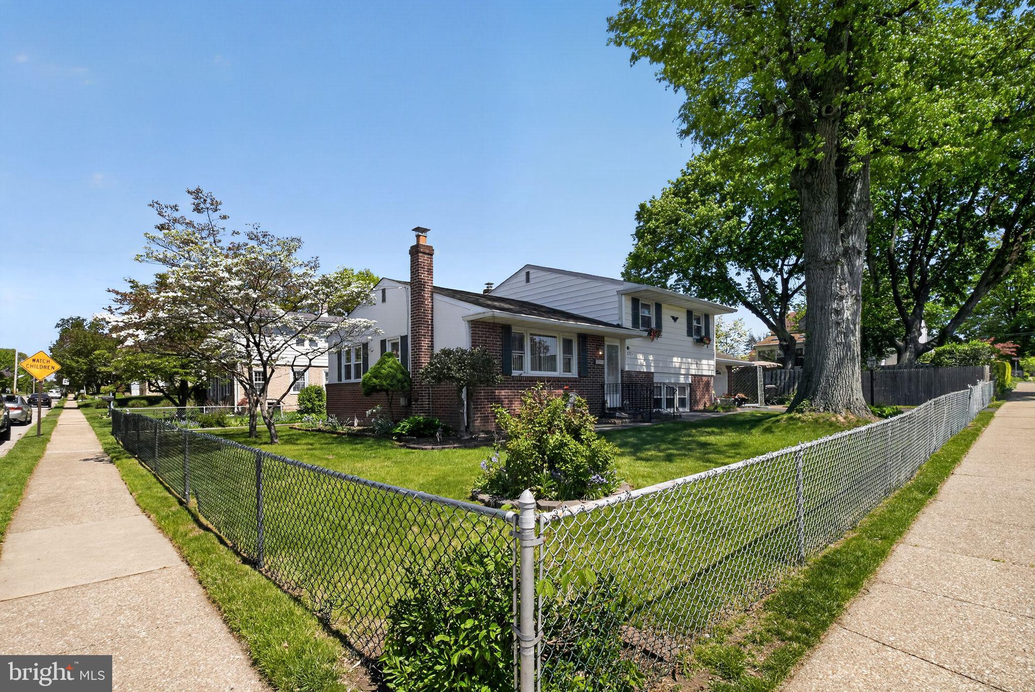 GLENSIDE - Residential