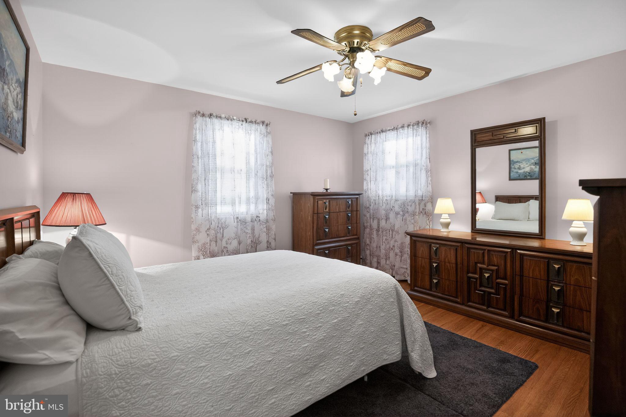 GLENSIDE - Residential