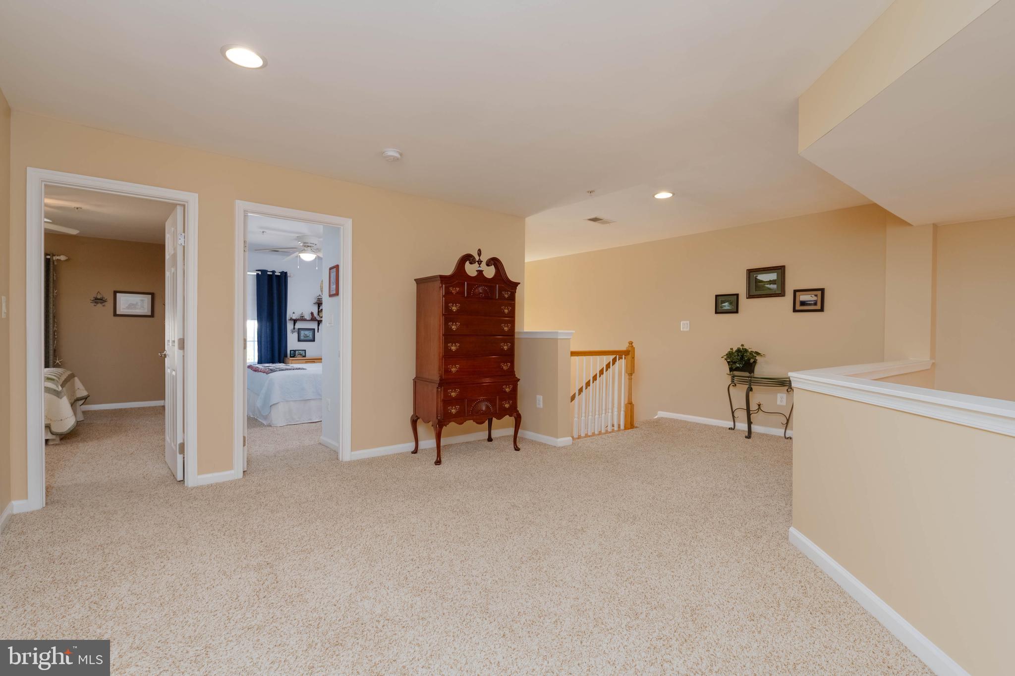 FALLSTON COMMONS - Residential