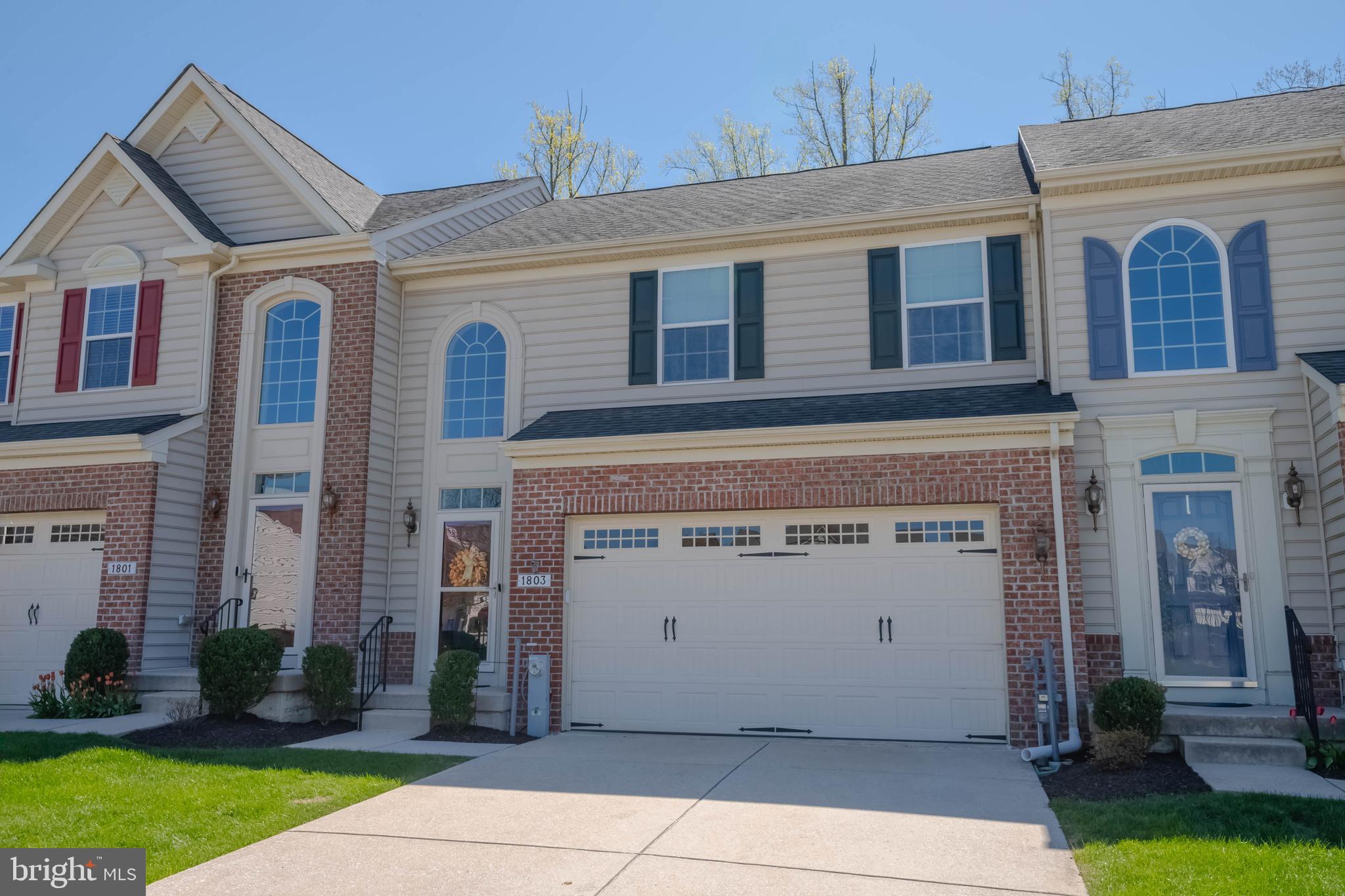 FALLSTON COMMONS - Residential