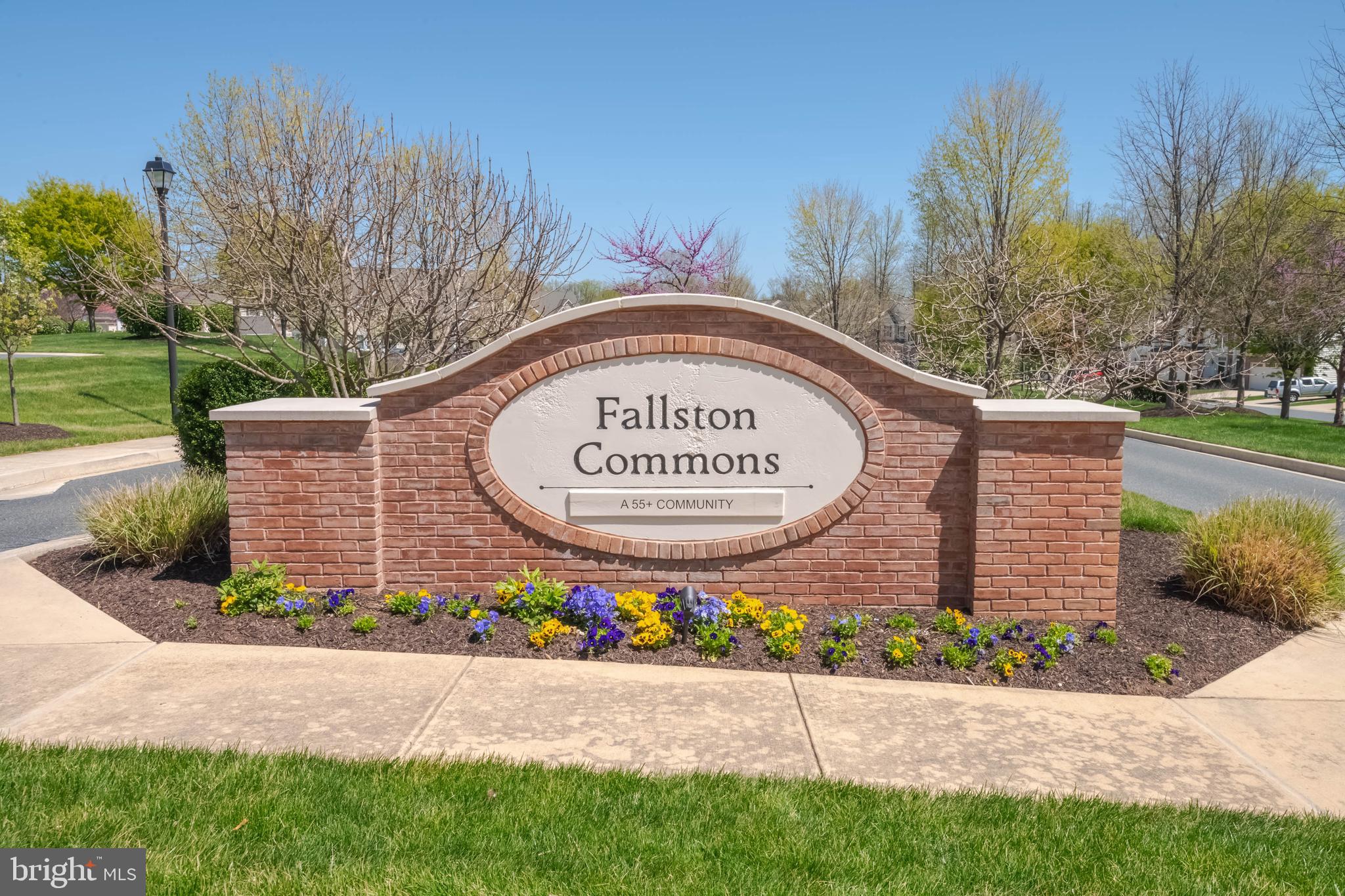 FALLSTON COMMONS - Residential