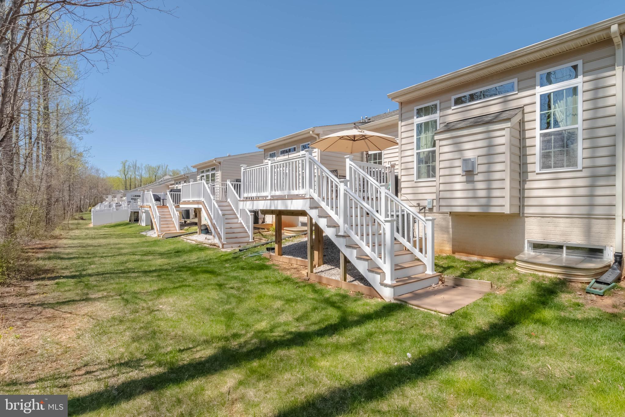 FALLSTON COMMONS - Residential