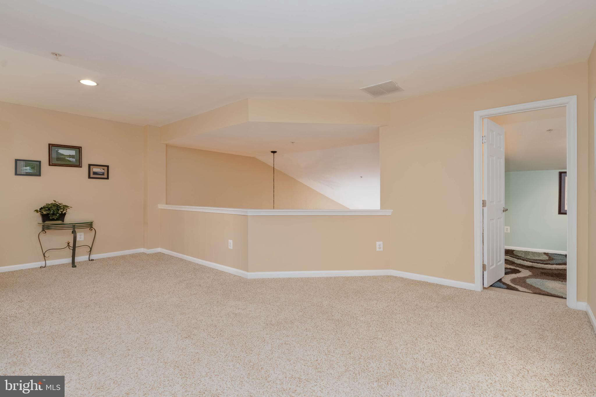 FALLSTON COMMONS - Residential