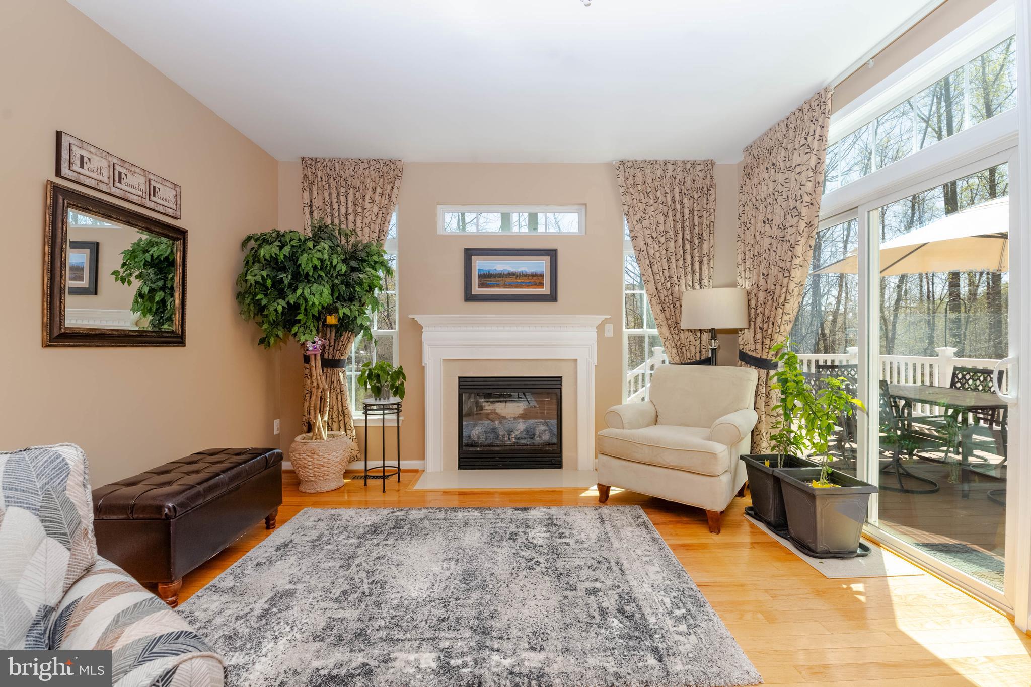 FALLSTON COMMONS - Residential