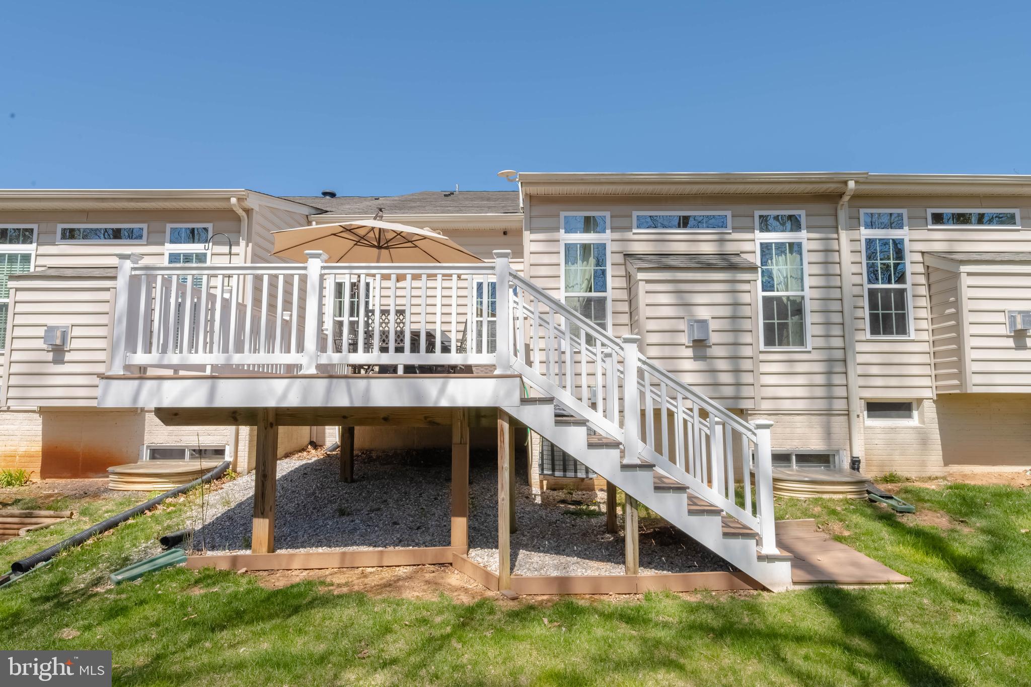 FALLSTON COMMONS - Residential