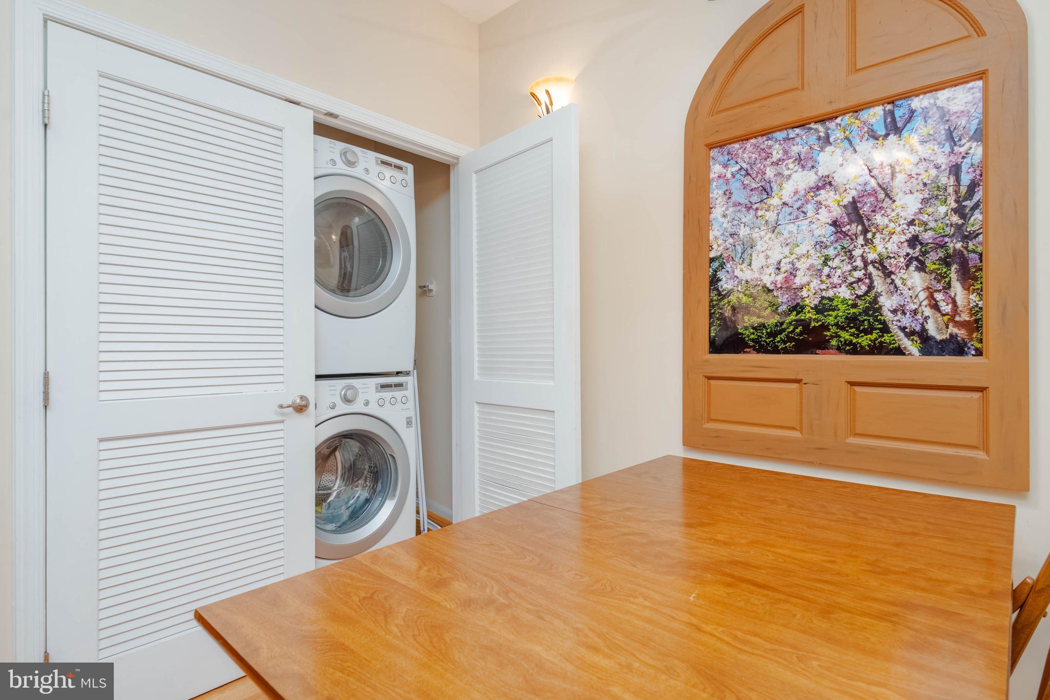 FALLSTON COMMONS - Residential