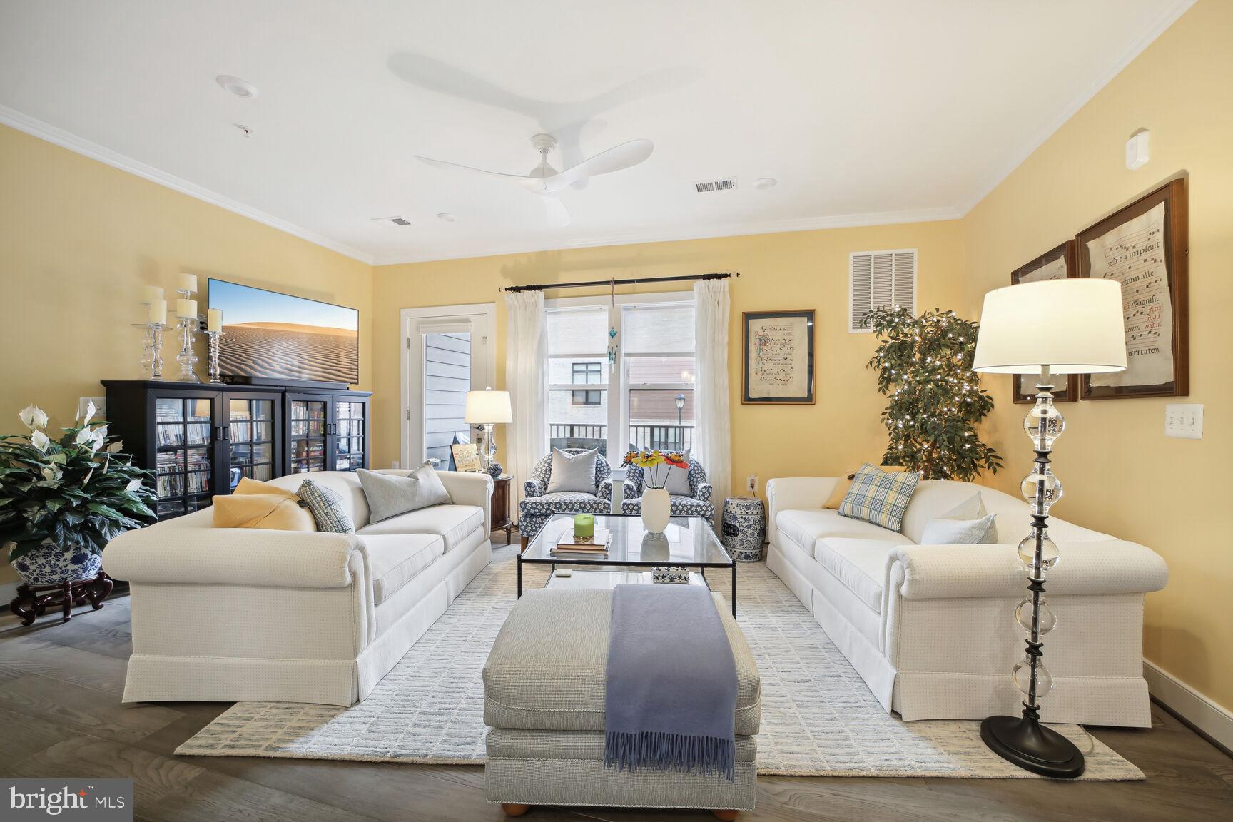 TOWER OAKS - Residential