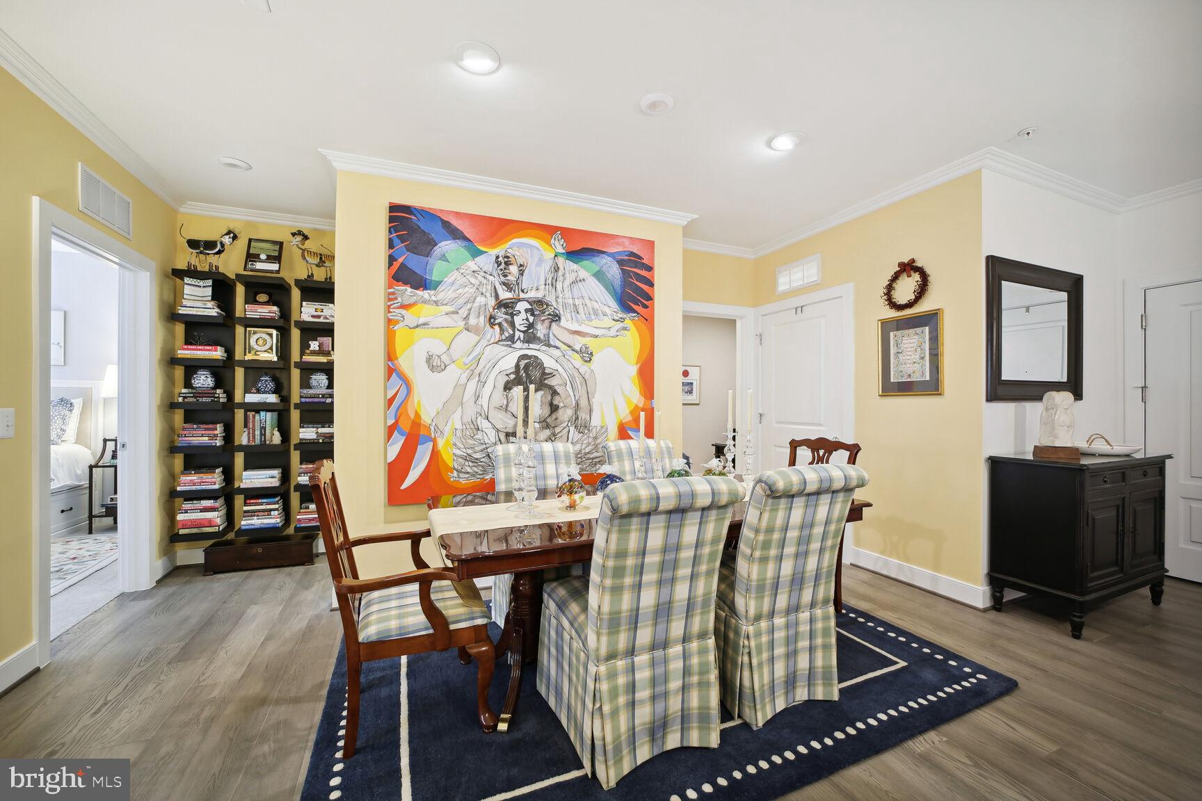 TOWER OAKS - Residential