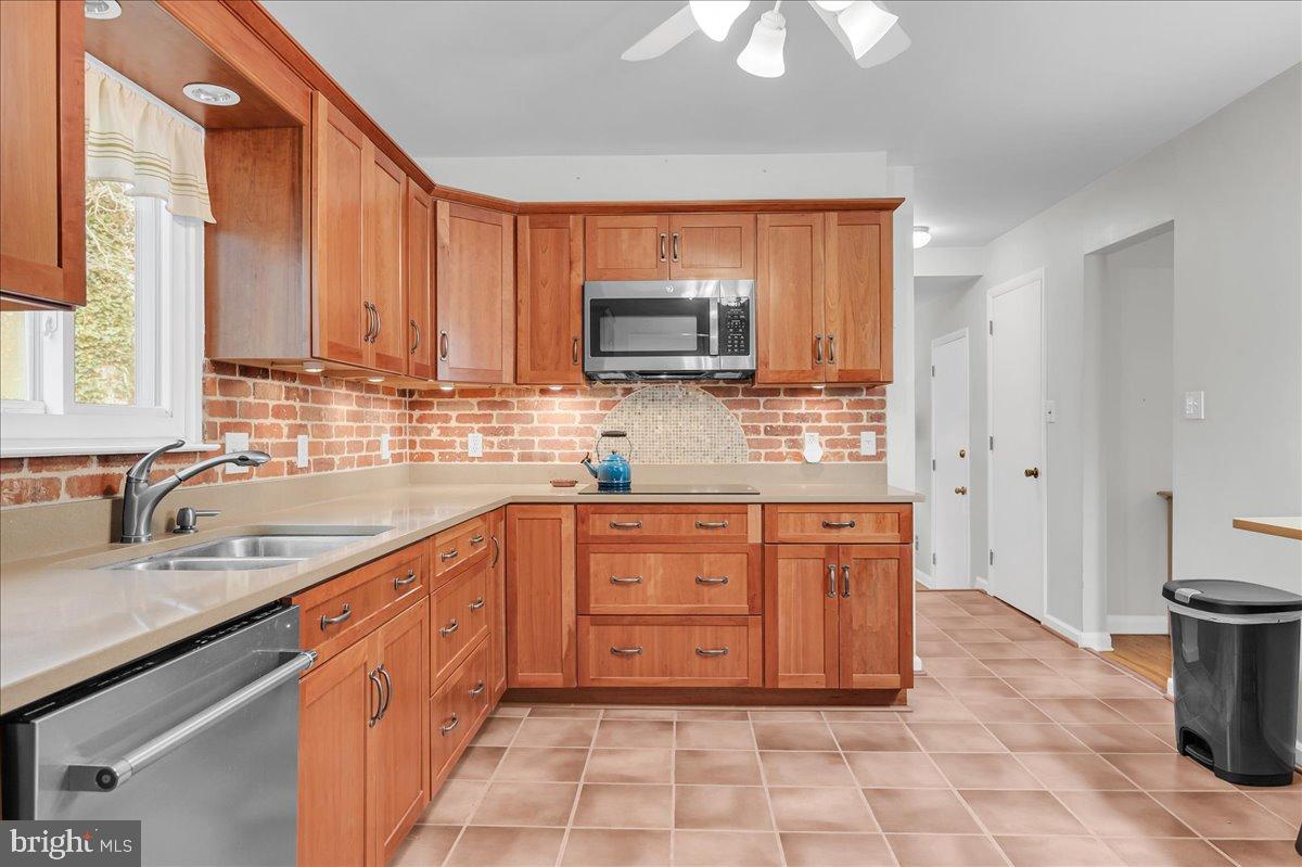 BRANDYWOOD - Residential