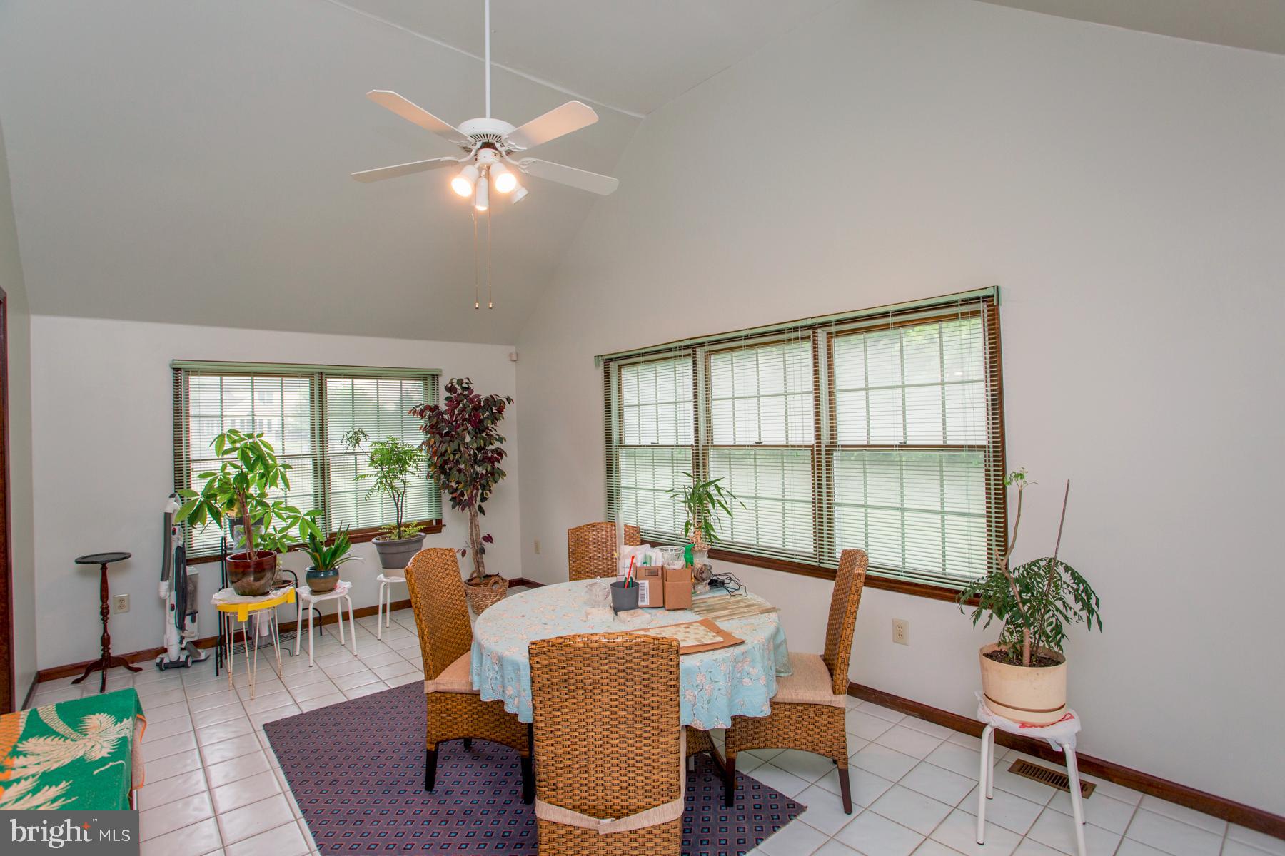 SHEFFIELD GATE - Residential